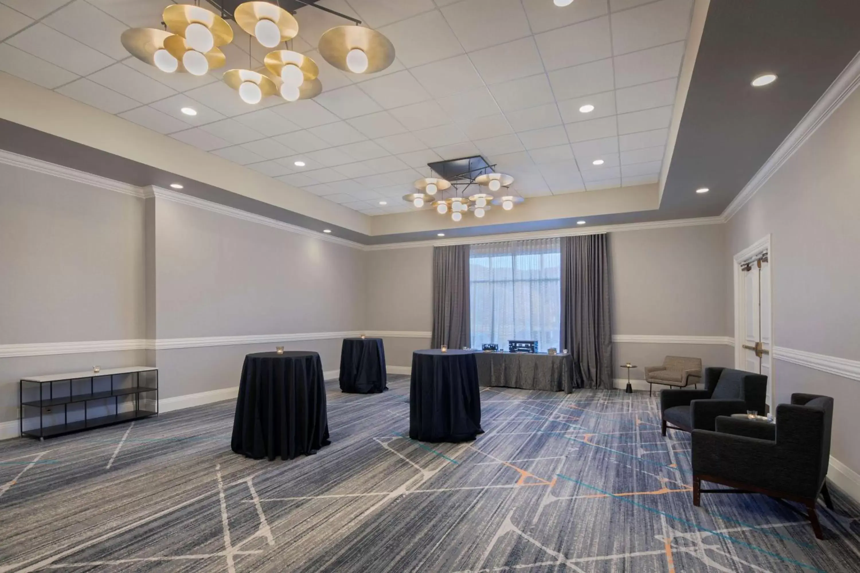 Meeting/conference room in Embassy Suites by Hilton San Rafael Marin County