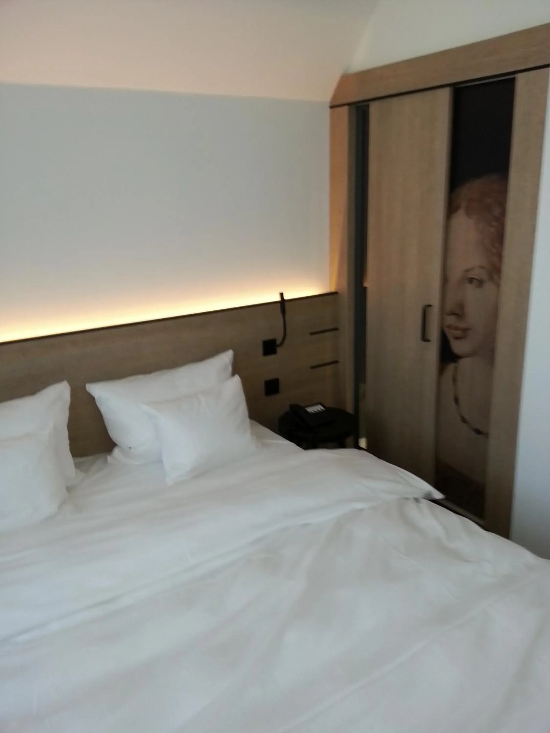 Standard Double Room in Sorat Hotel Saxx Nürnberg