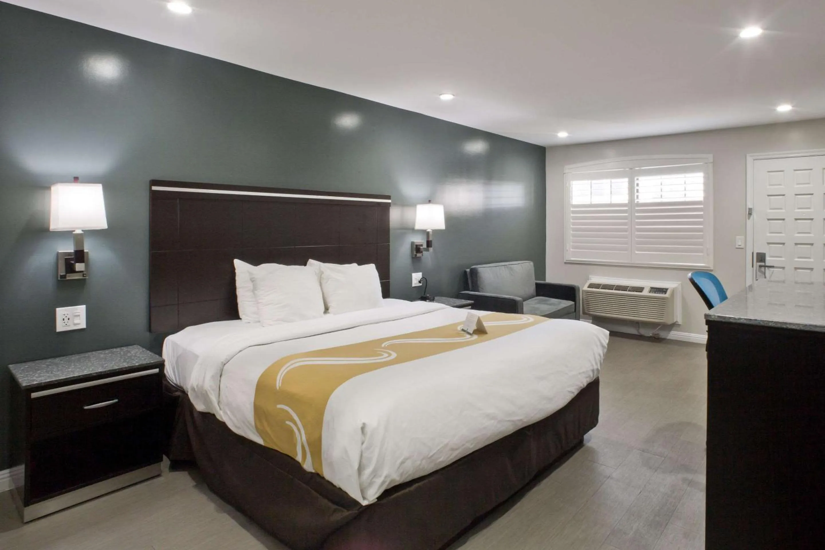 Photo of the whole room, Bed in Bay Area Inn & Suites