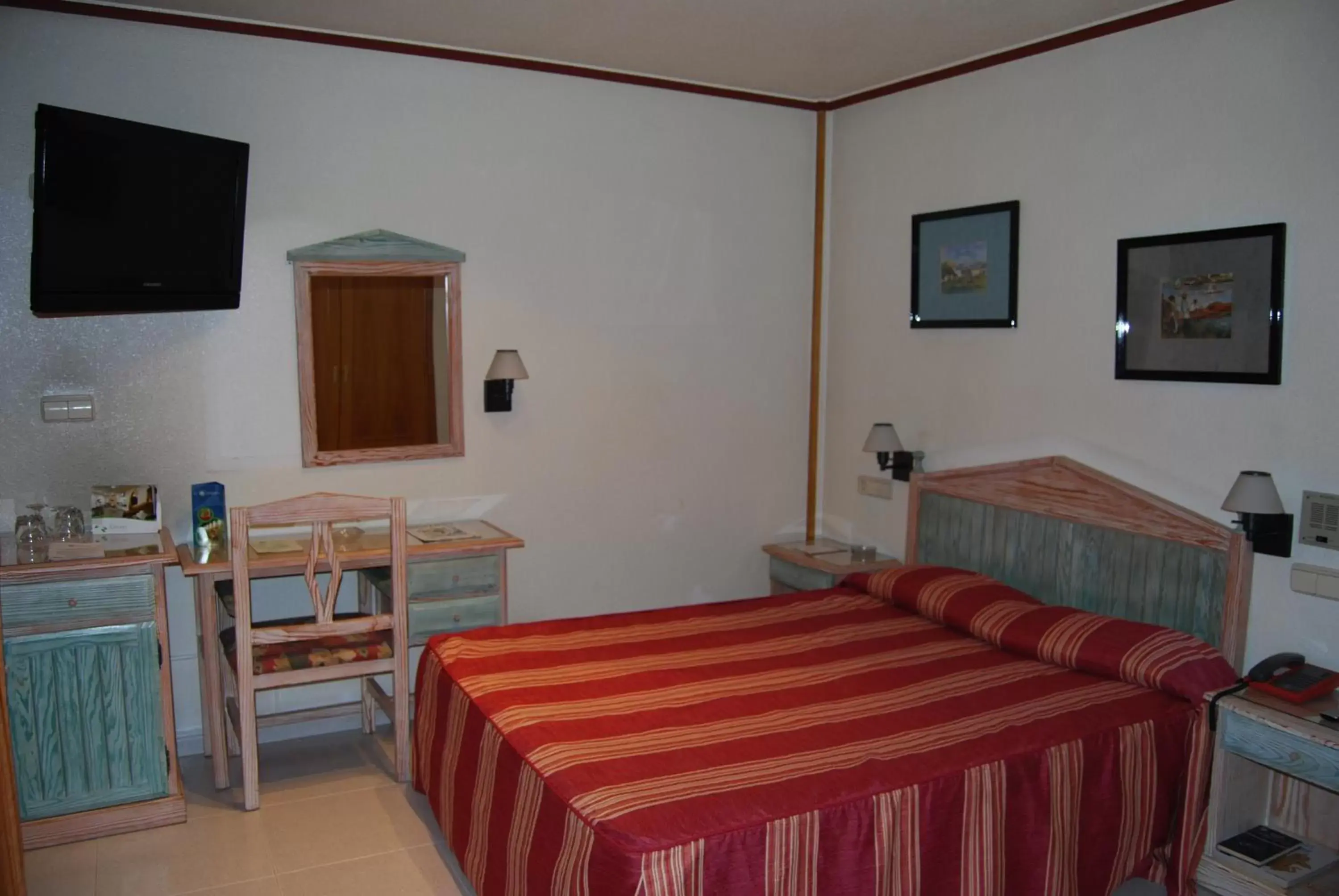 Bedroom, Bed in Hotel Azahar