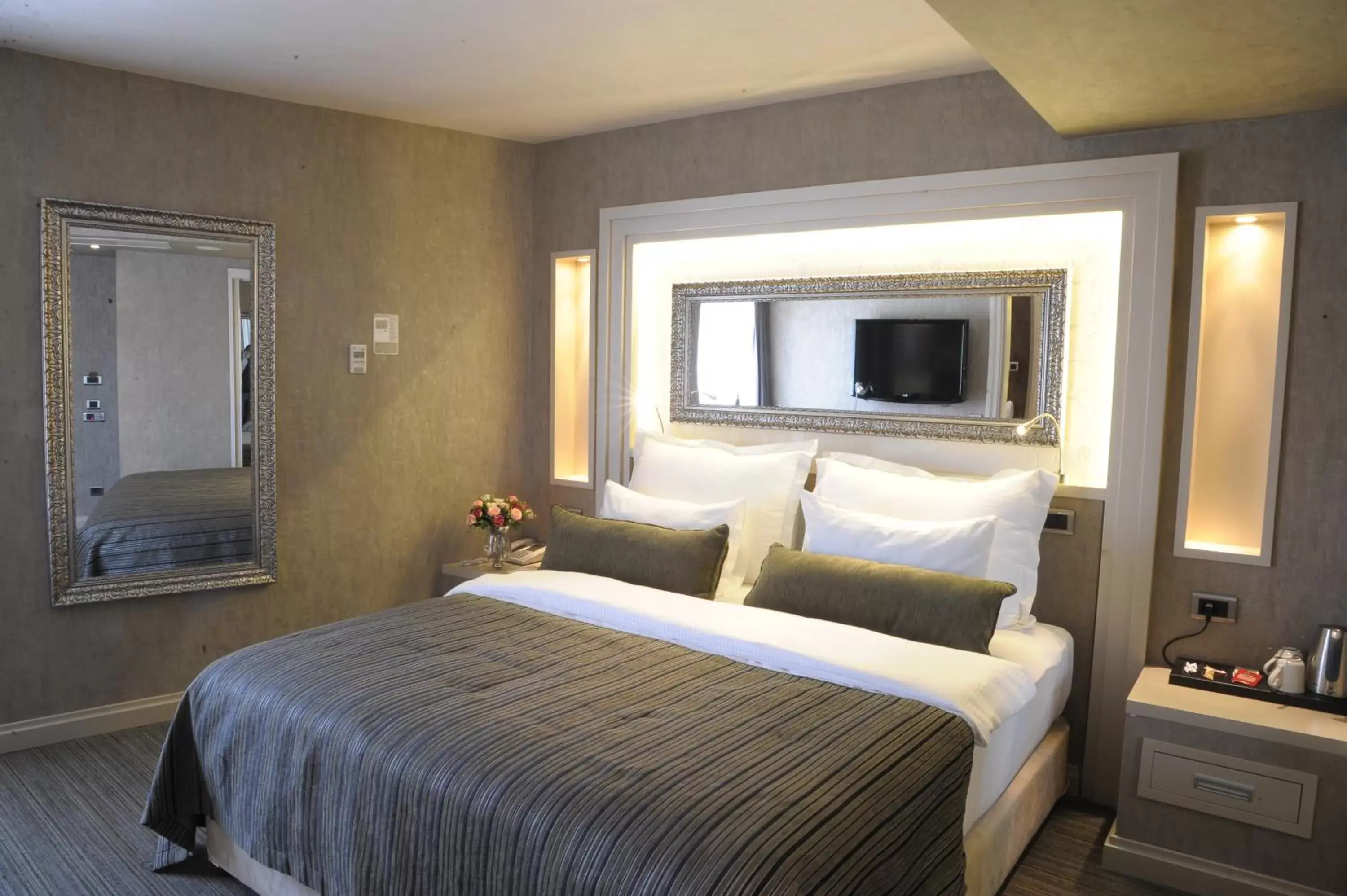 Bed in Limak Eurasia Luxury Hotel