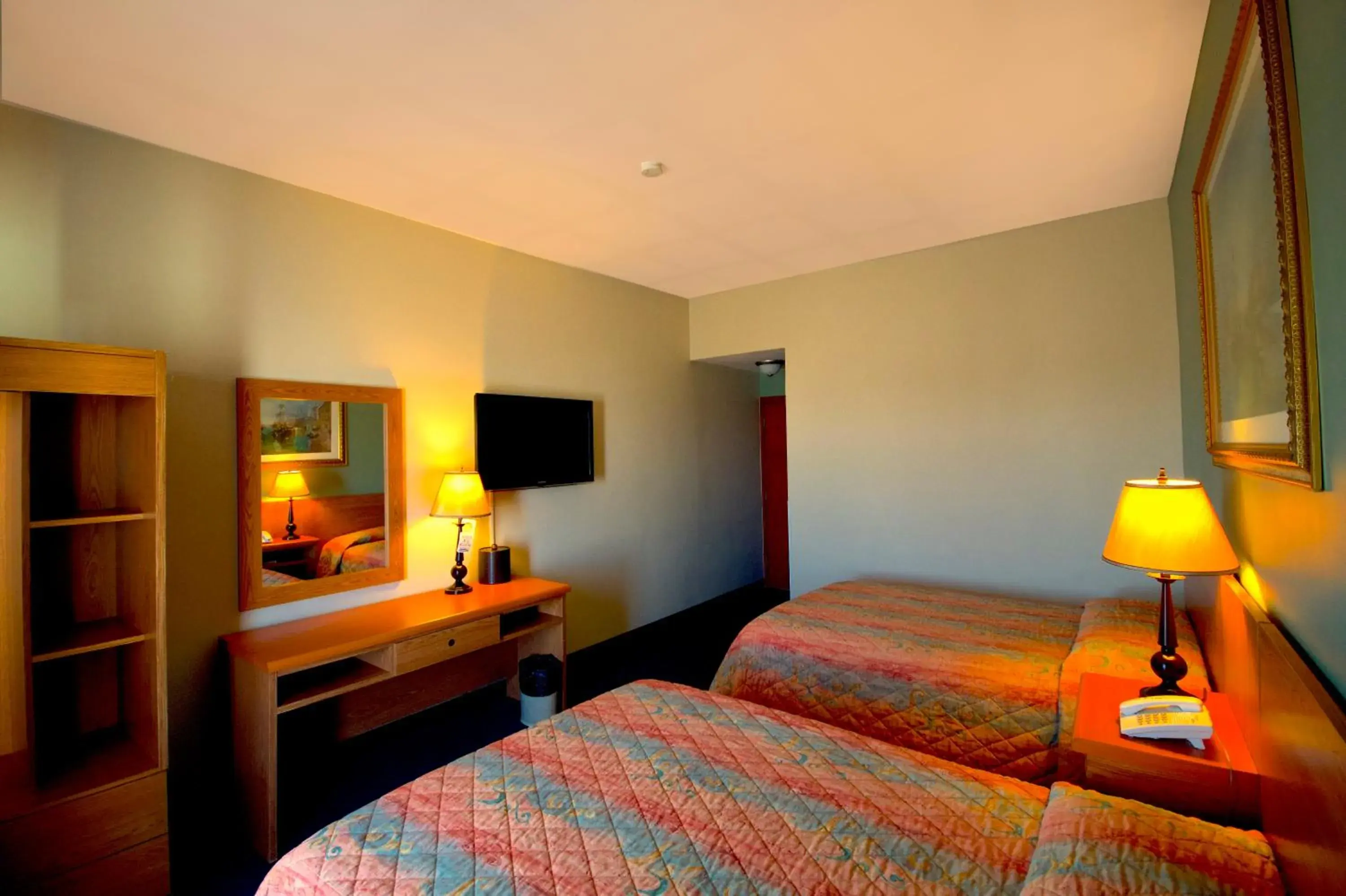 Bed in Hotel Consulado Inn