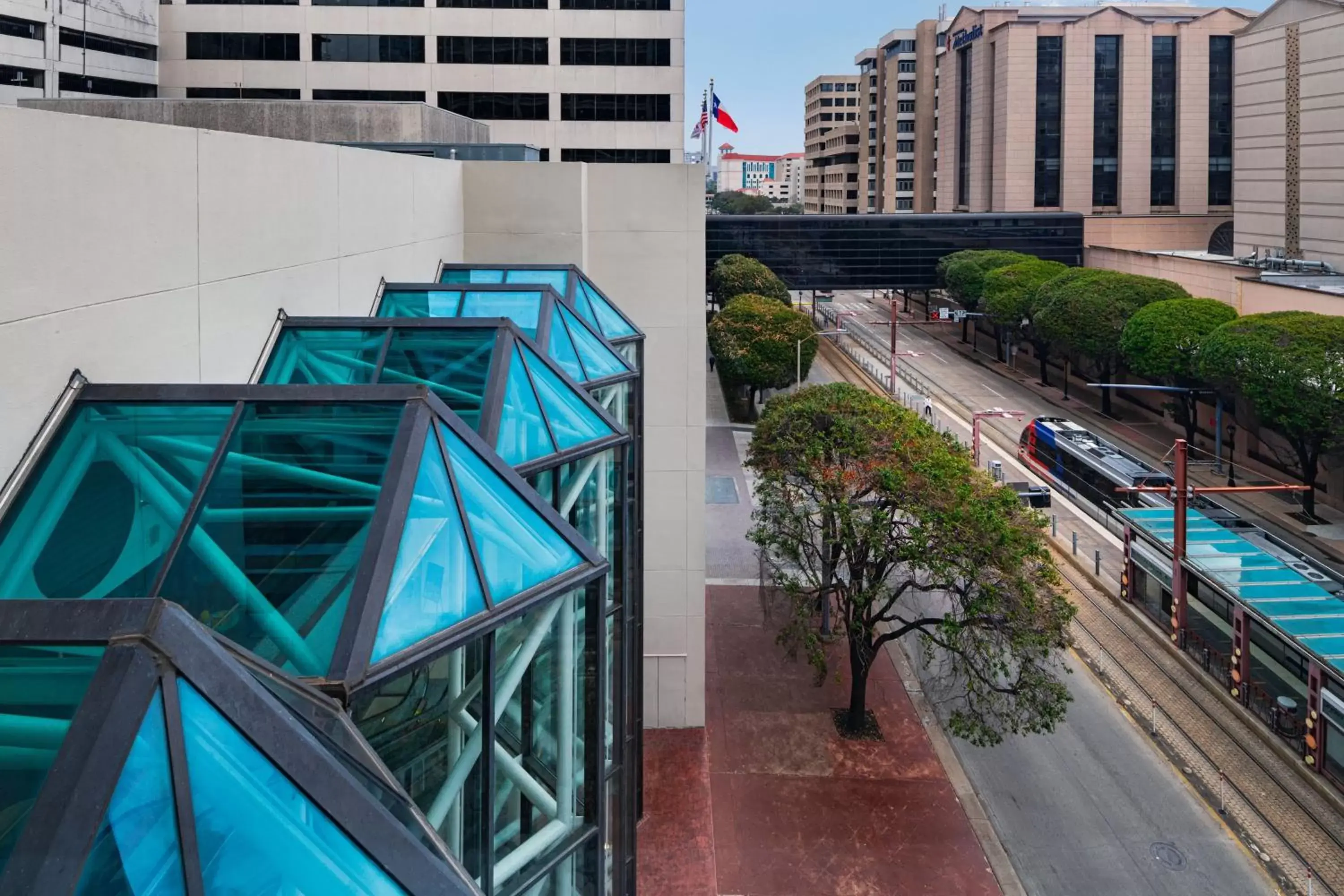 Property building, Pool View in Houston Marriott Medical Center/Museum District