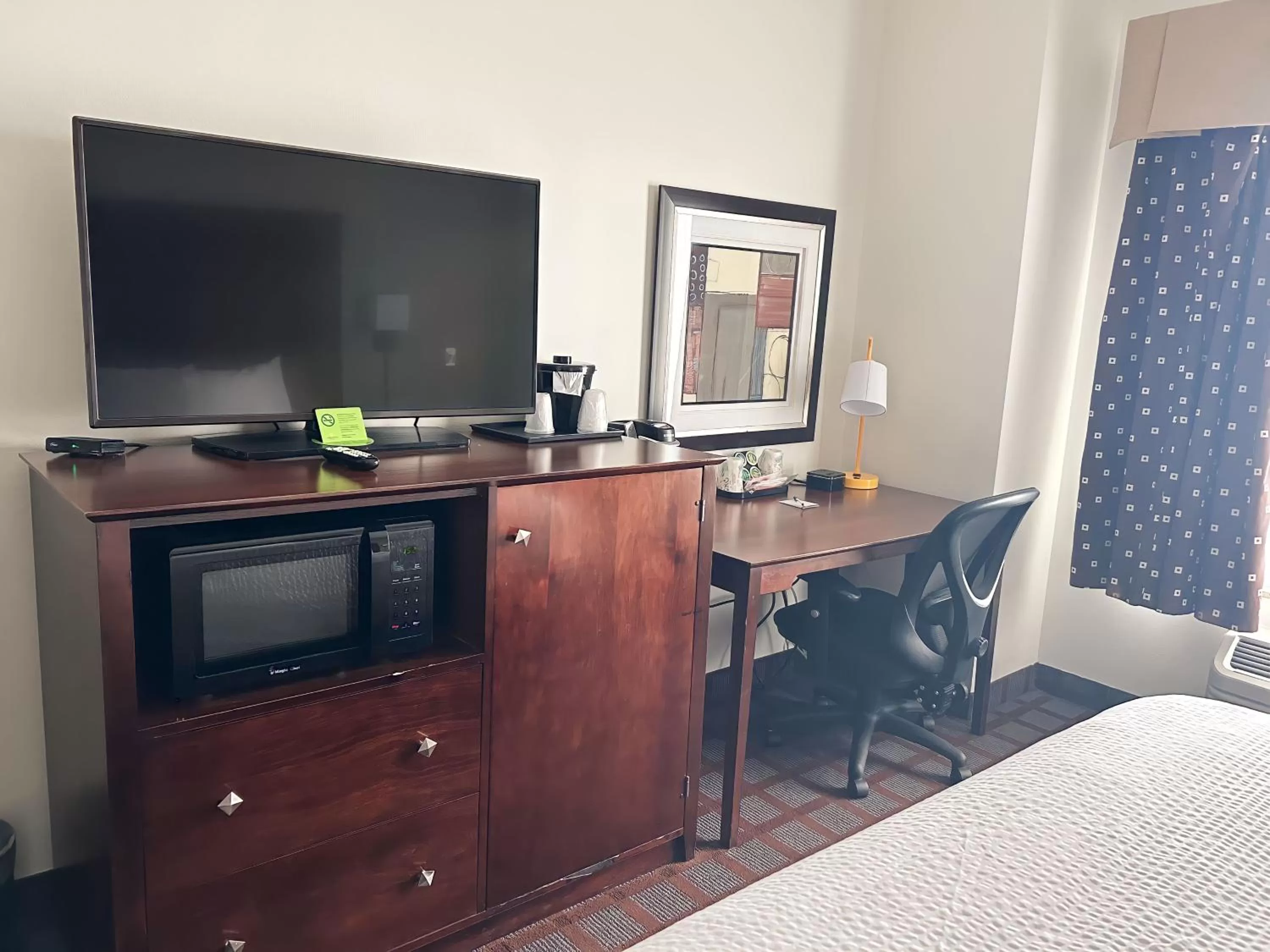 Bedroom, Bed in La Quinta by Wyndham Bozeman