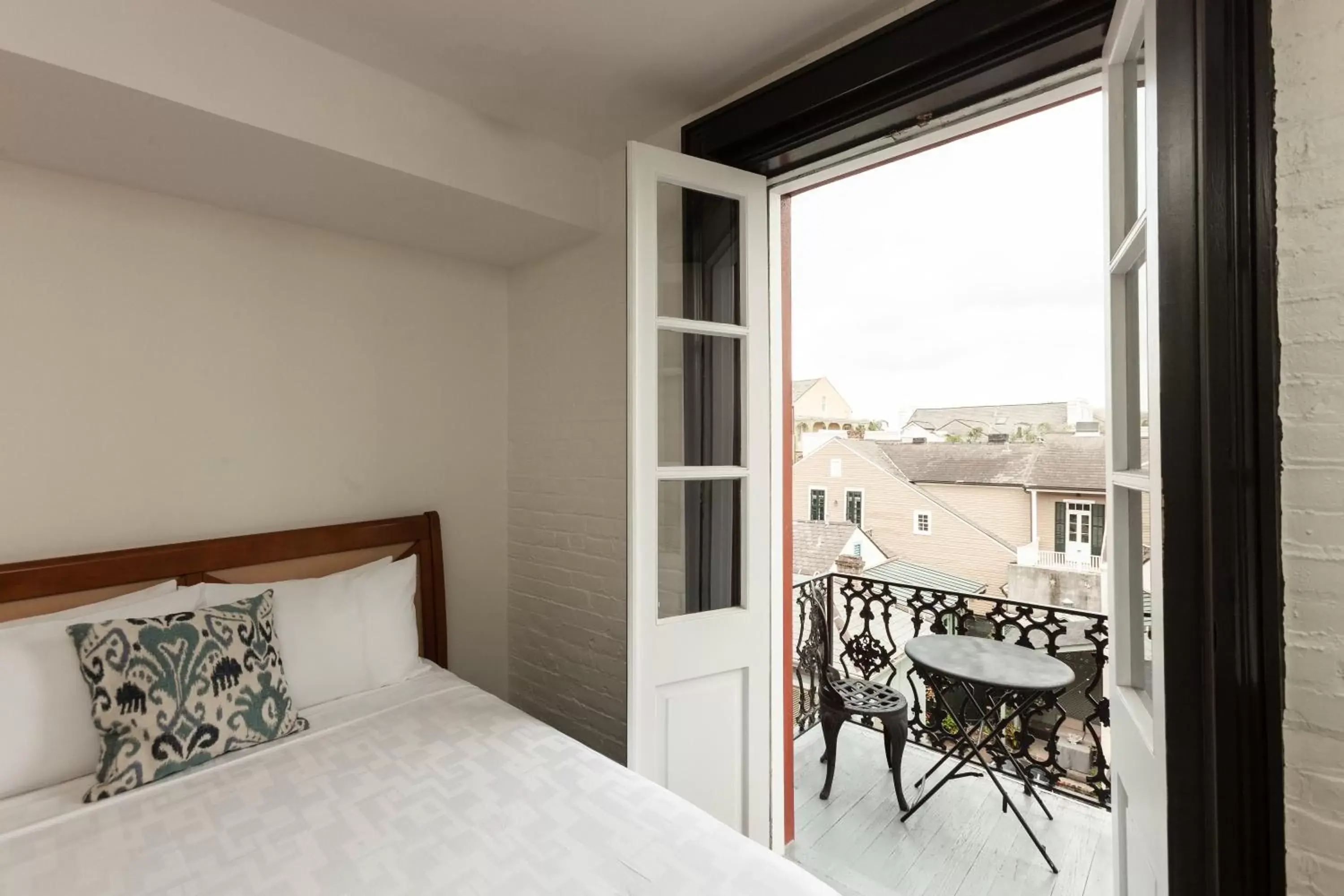 Balcony/Terrace, Bed in Le Richelieu in the French Quarter