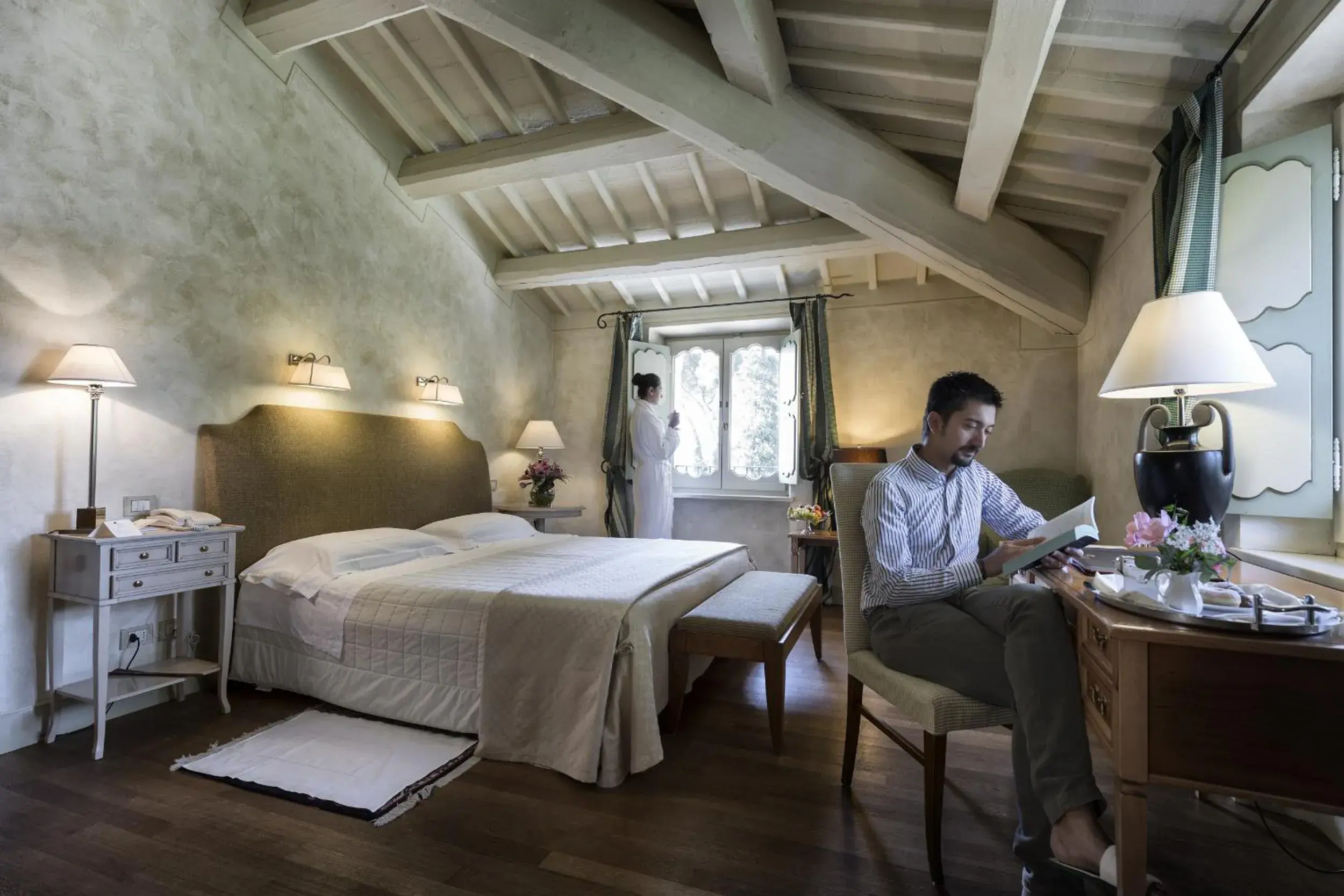 Bedroom in Posta Donini-Historic Hotel