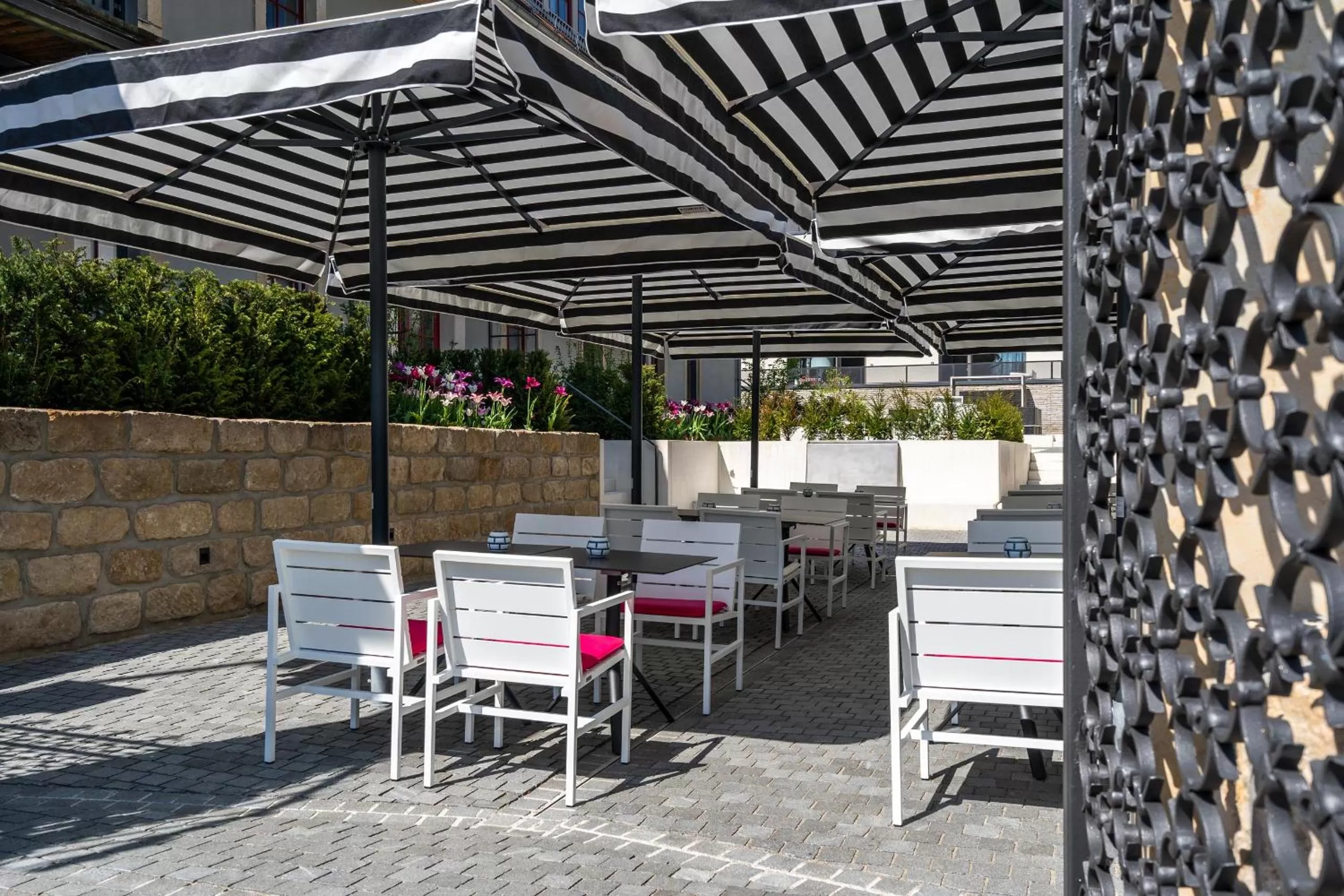 Restaurant/places to eat in Laurichhof