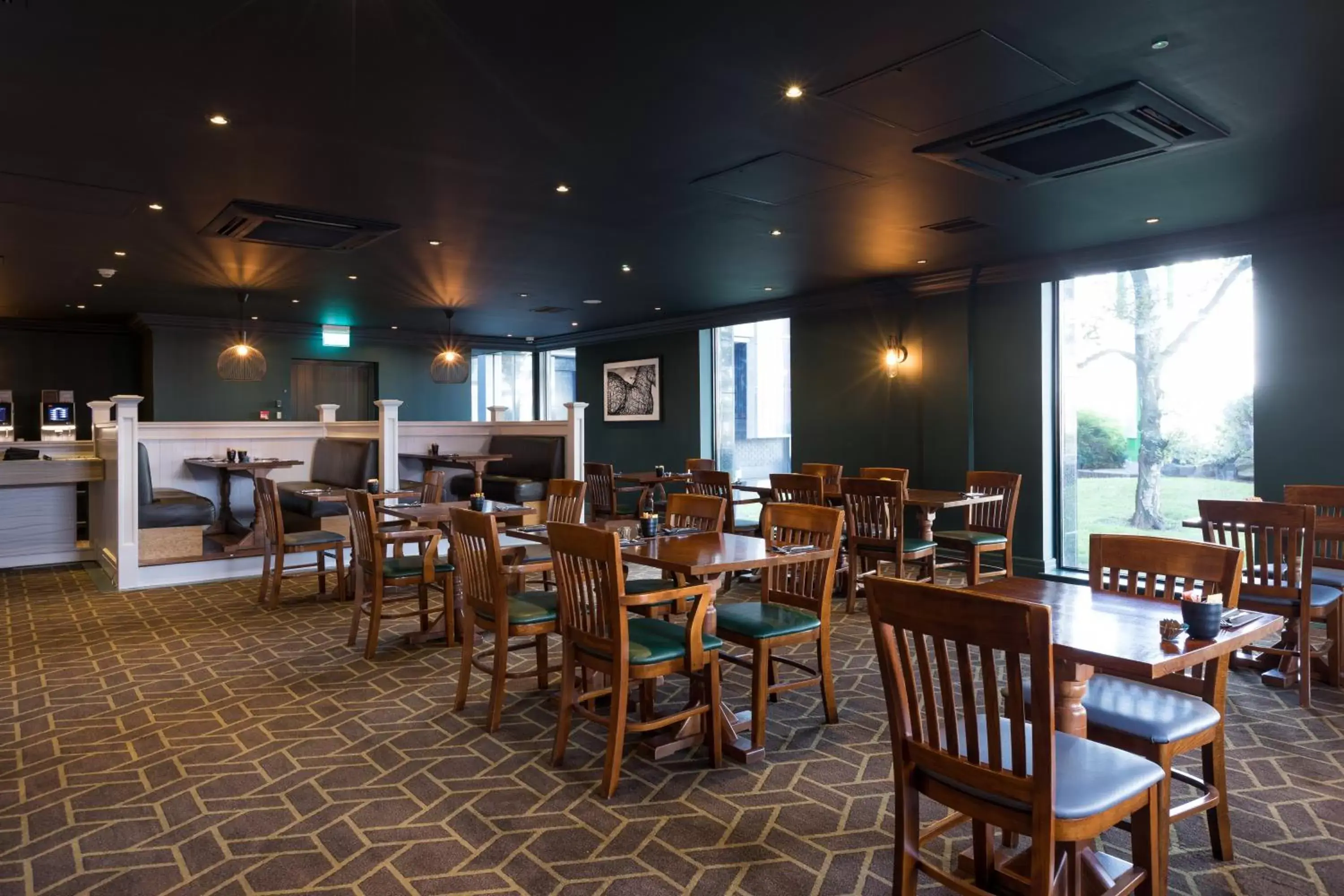 Restaurant/Places to Eat in Holiday Inn - Glasgow Airport, an IHG Hotel