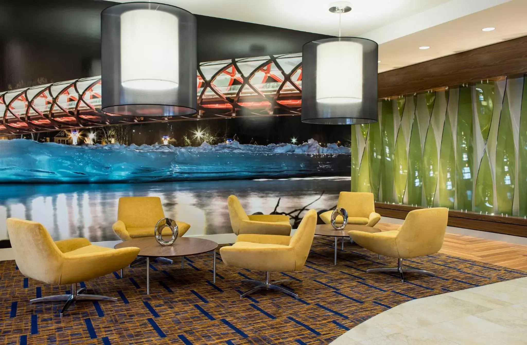 Lounge or bar, Lounge/Bar in Courtyard by Marriott Calgary South