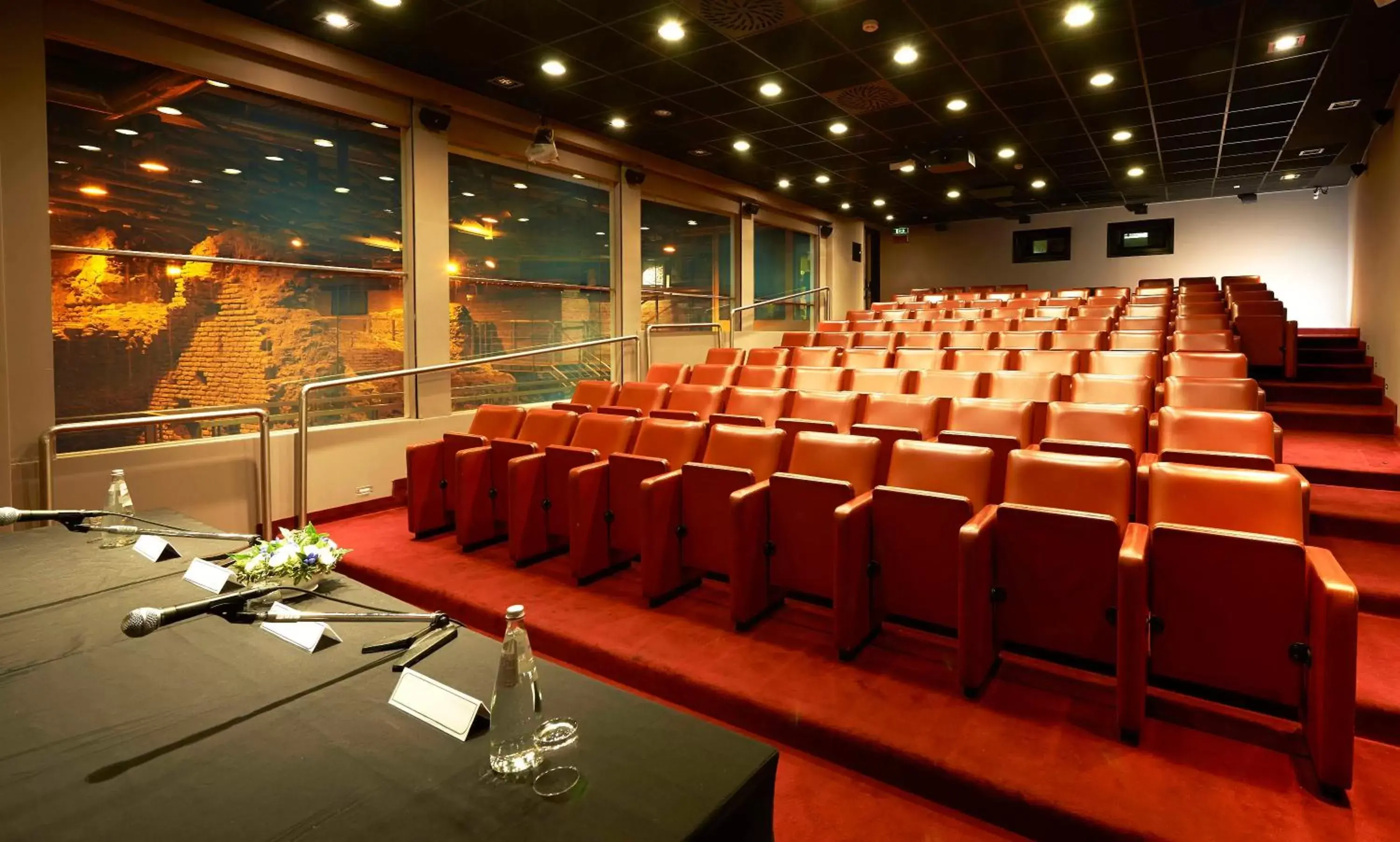 Business facilities, Business Area/Conference Room in Harry's Bar Trevi Hotel & Restaurant