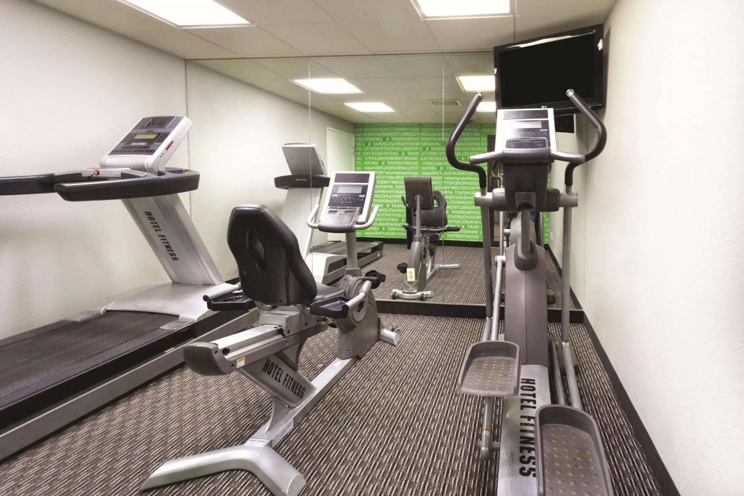 Fitness centre/facilities, Fitness Center/Facilities in La Quinta by Wyndham Miami Airport East