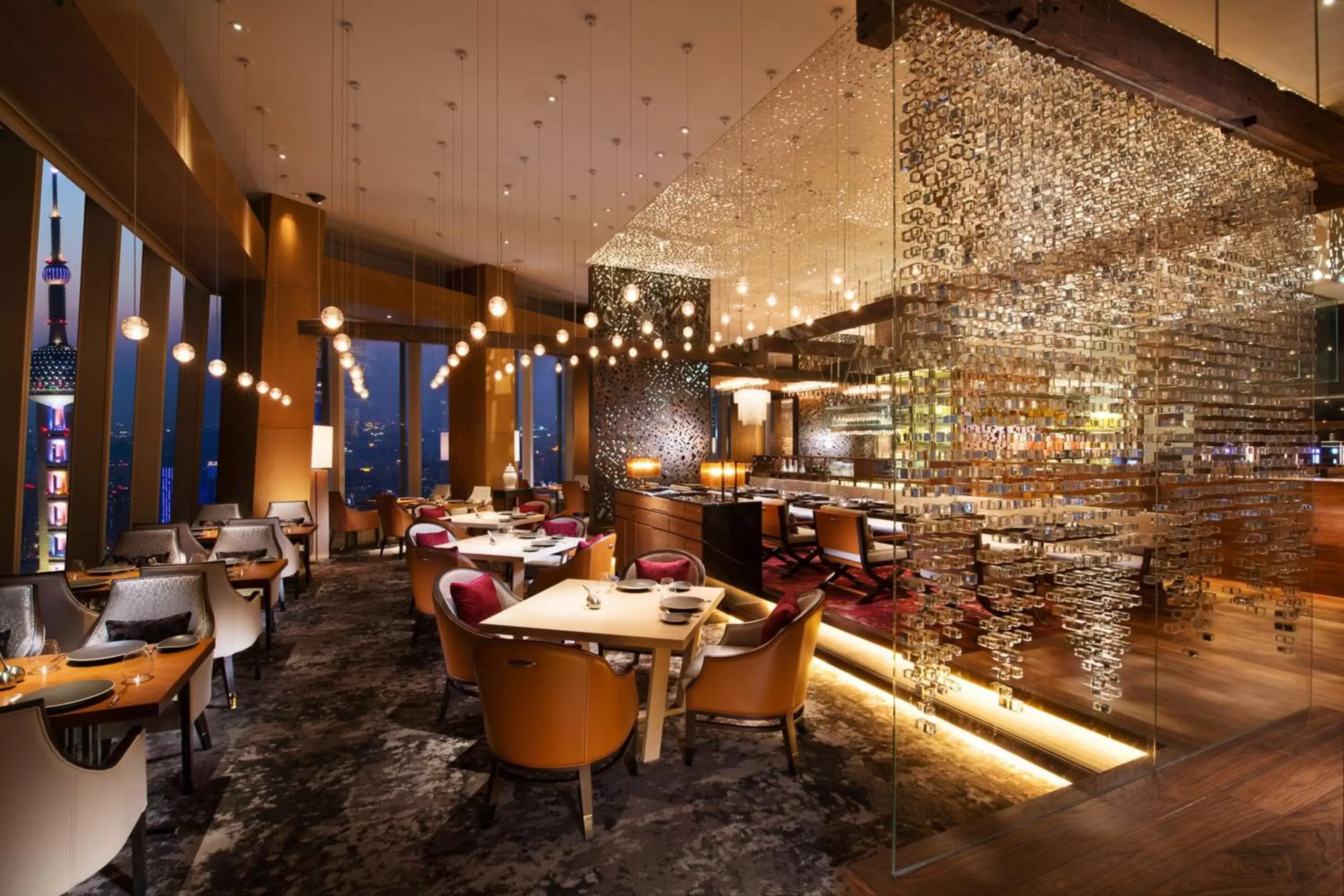 Restaurant/Places to Eat in The Ritz-Carlton Shanghai, Pudong