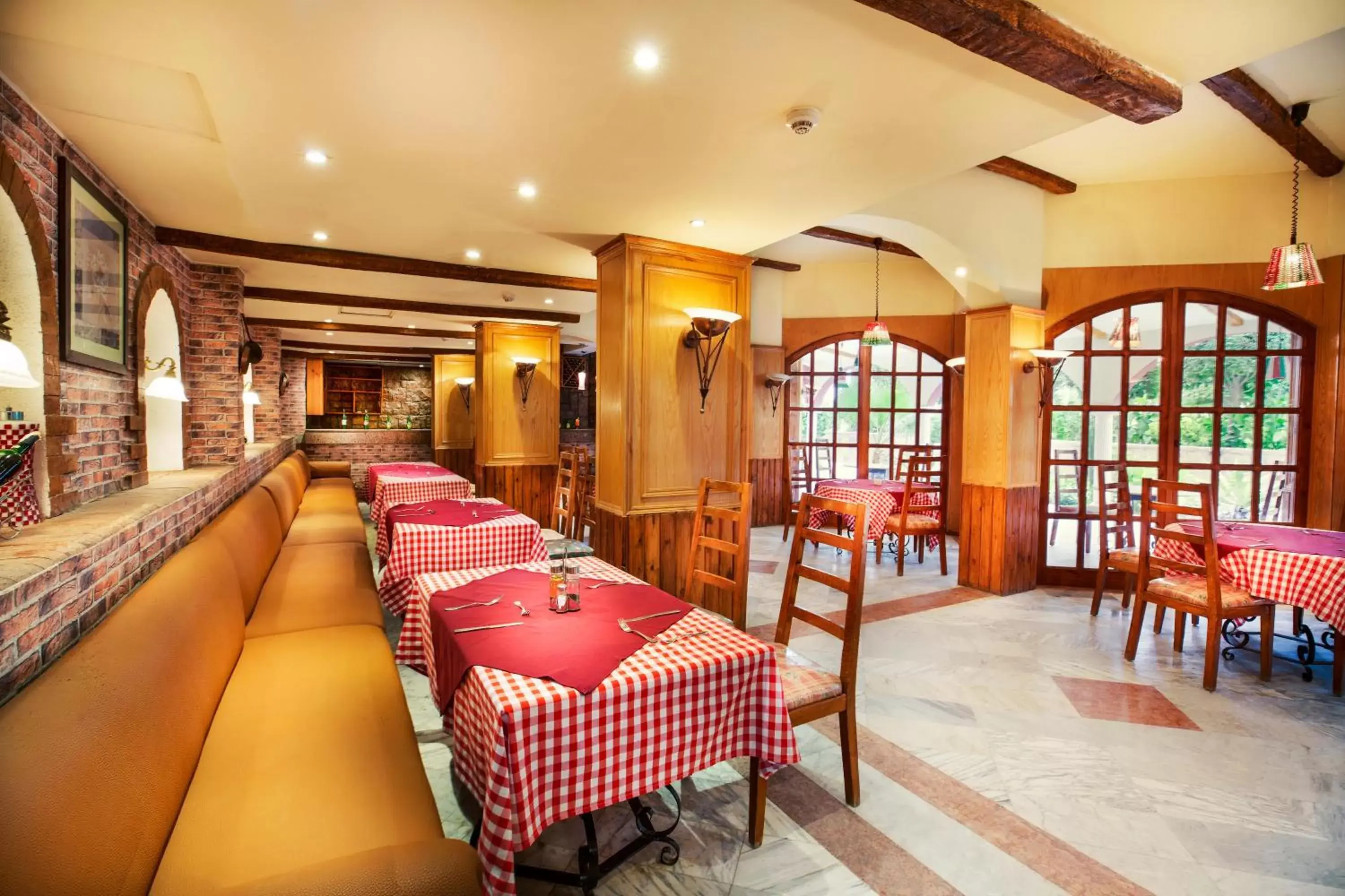 Restaurant/places to eat in Pyramisa Hotel Luxor Restaurant/places to eat in Pyramisa Hotel Luxor