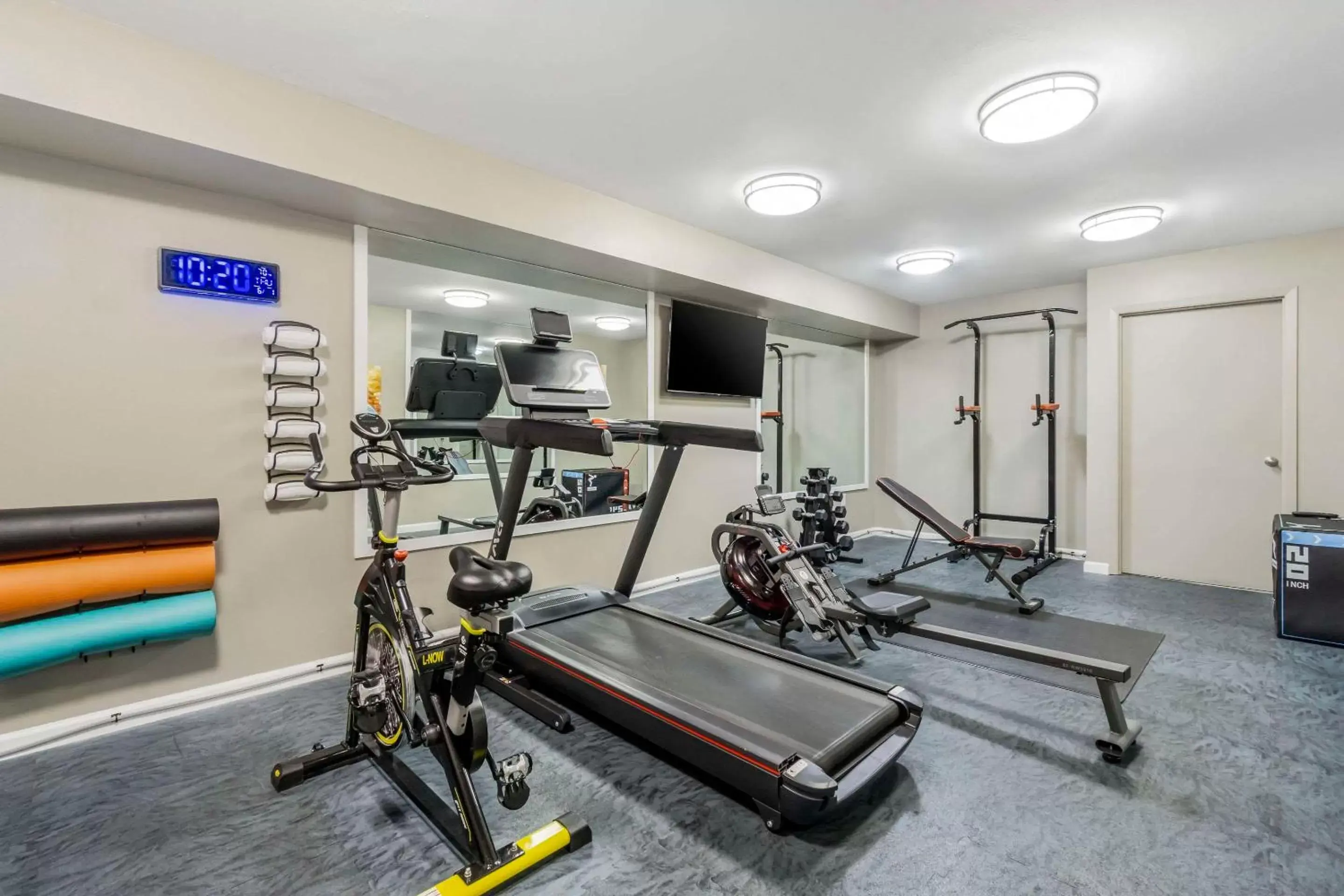 Fitness centre/facilities, Fitness Center/Facilities in Comfort Inn & Suites Pacific – Auburn