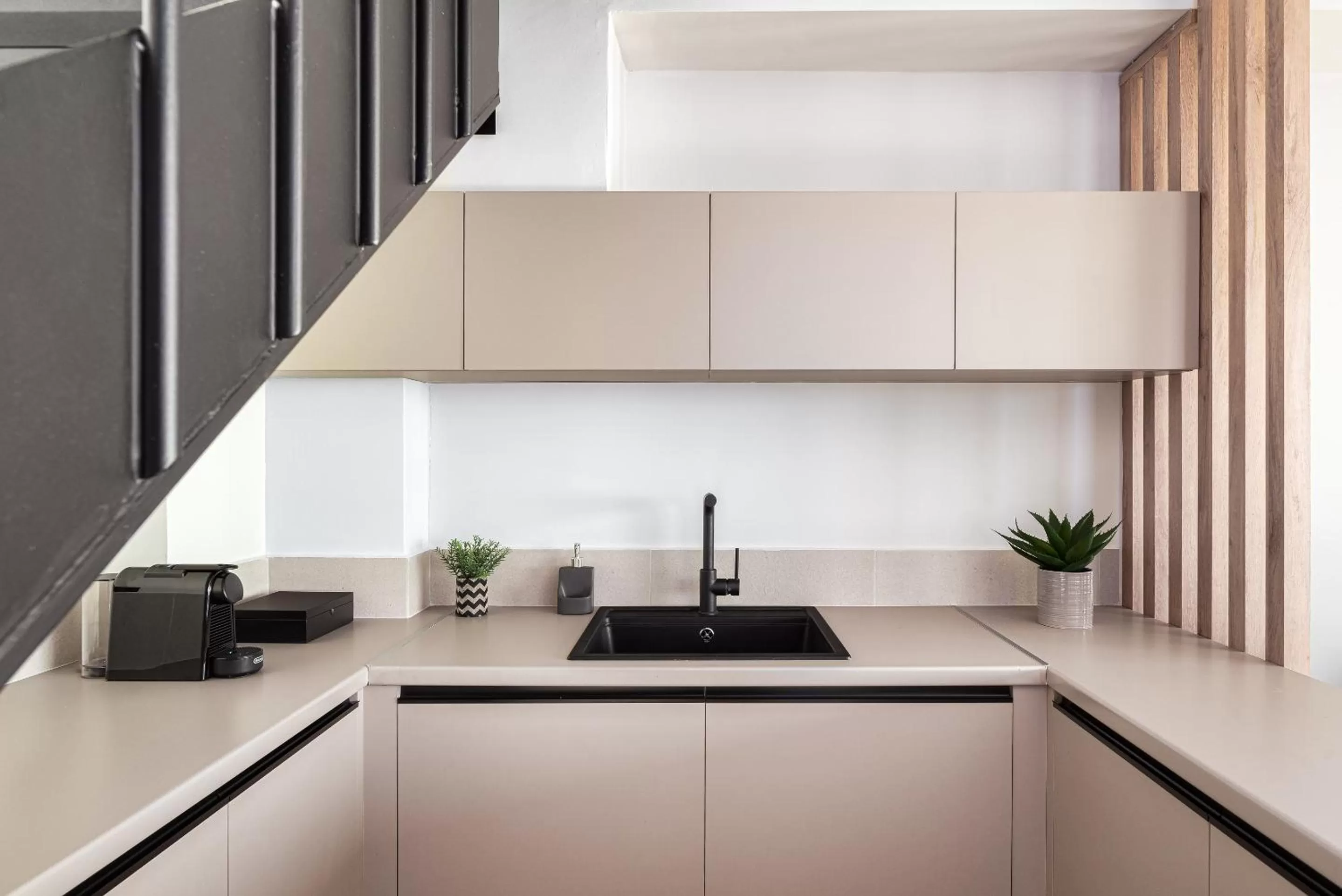 Kitchen or kitchenette in Saronida Hills