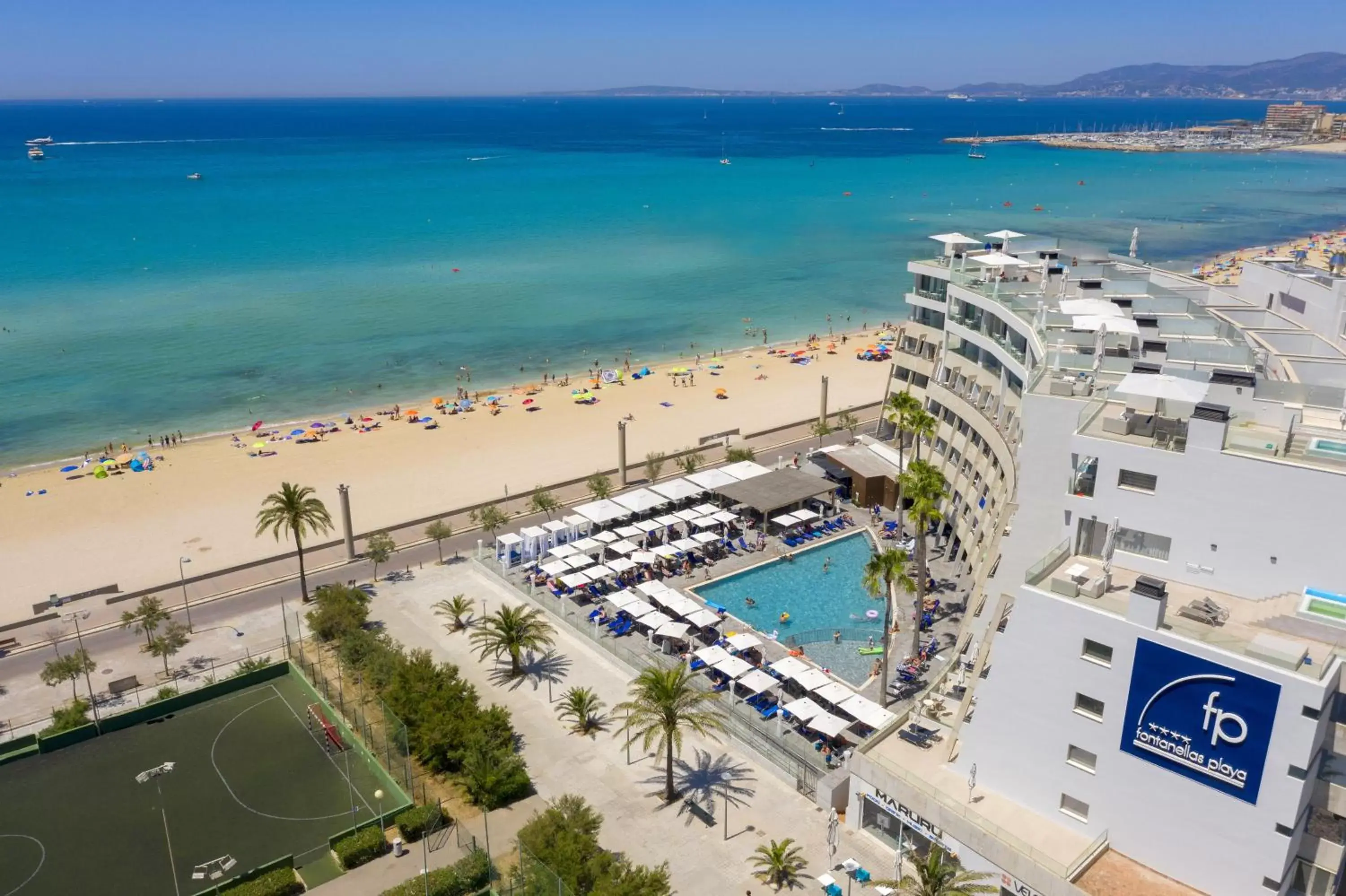 Property building, Bird's-eye View in Aparthotel Fontanellas Playa