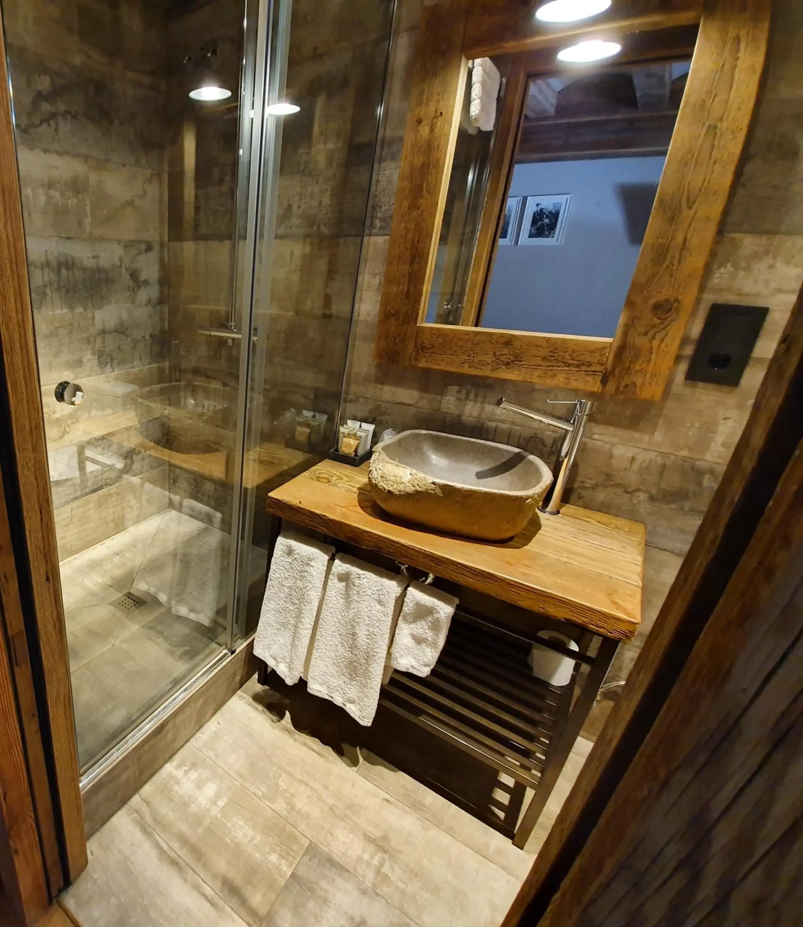 Shower, Bathroom in Hotel Puig Francó - Adults Only