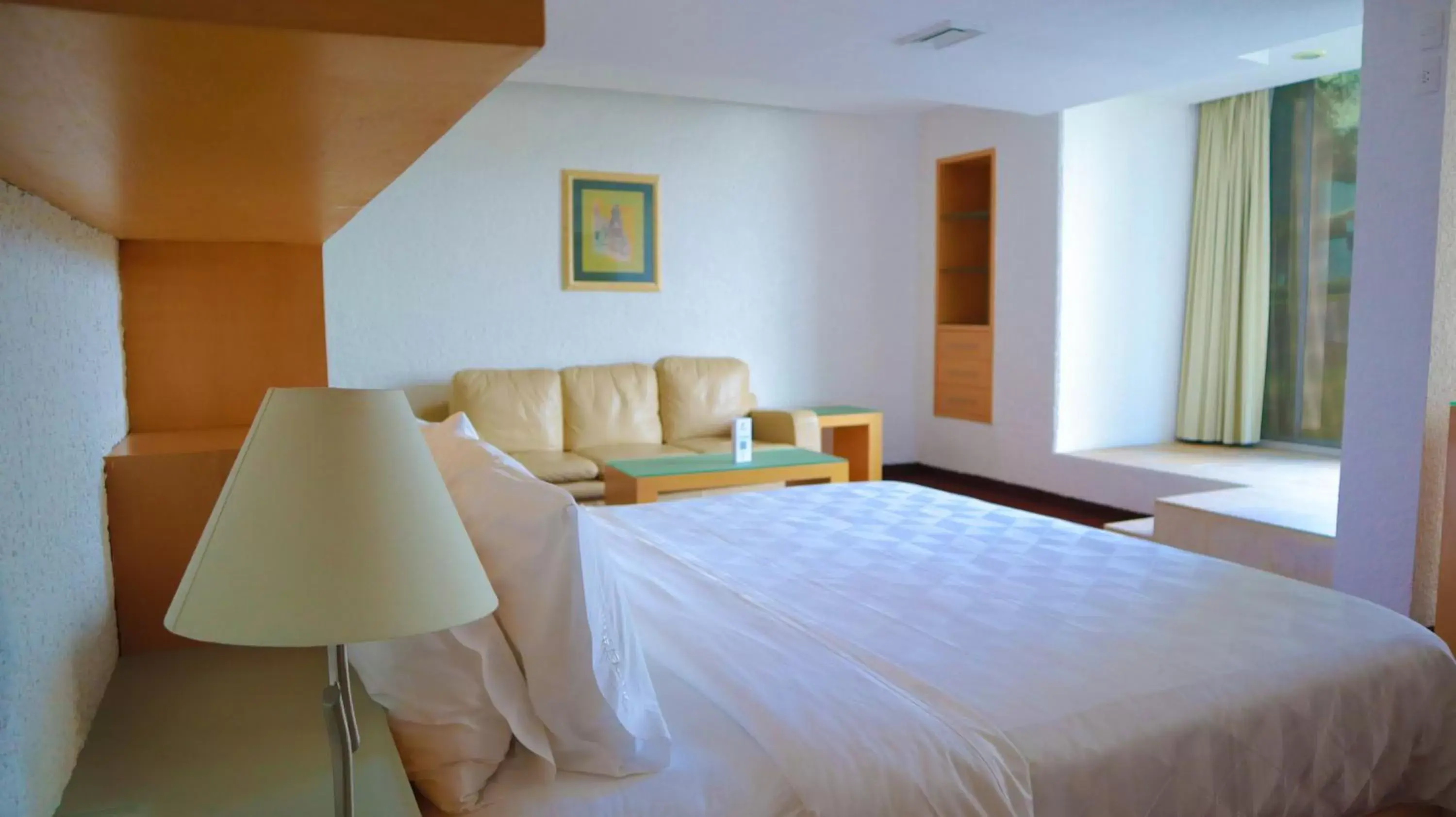 Bed in Holiday Inn Morelia, an IHG Hotel