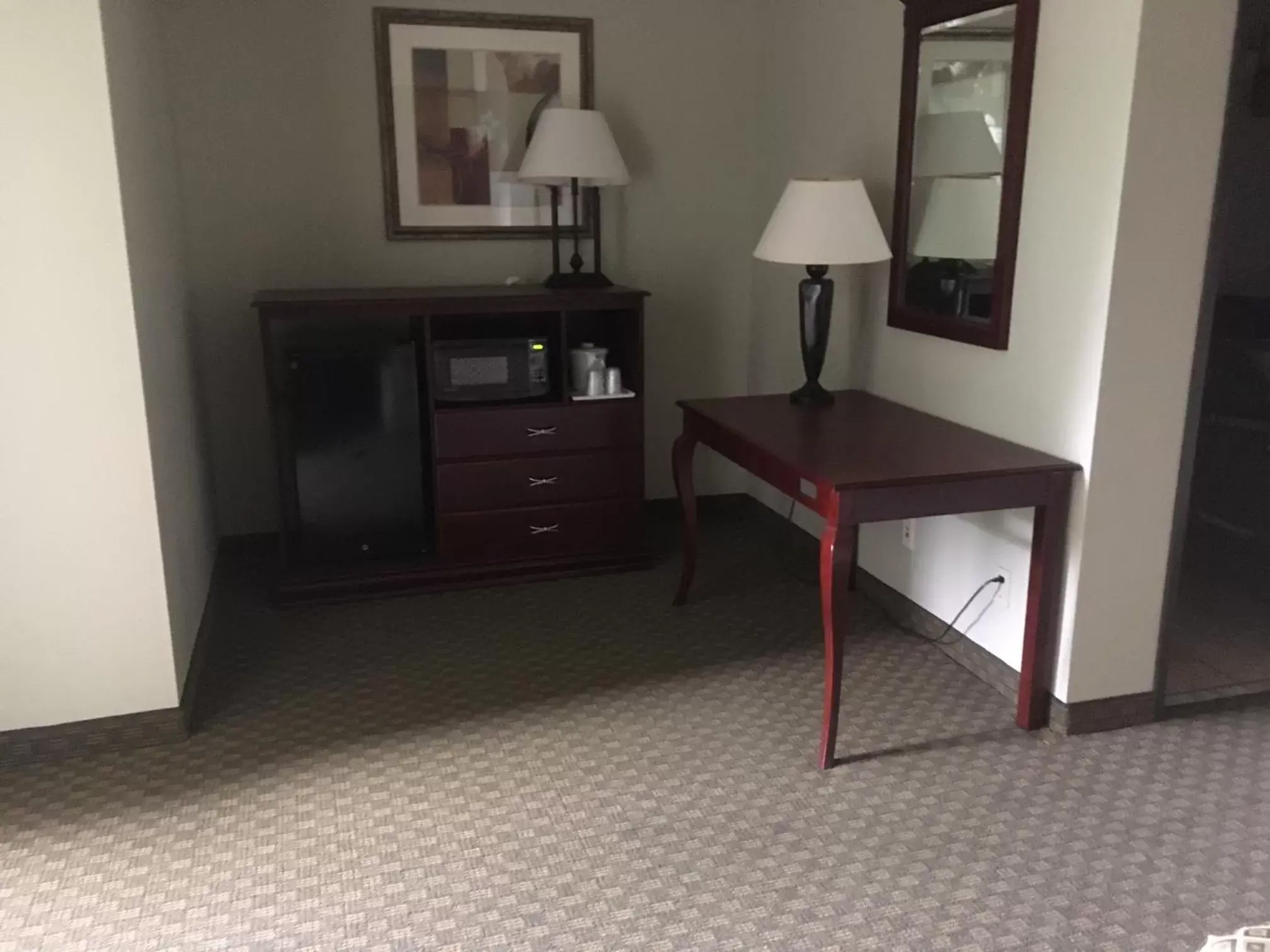 TV/Entertainment Center in Heritage Inn and Suites