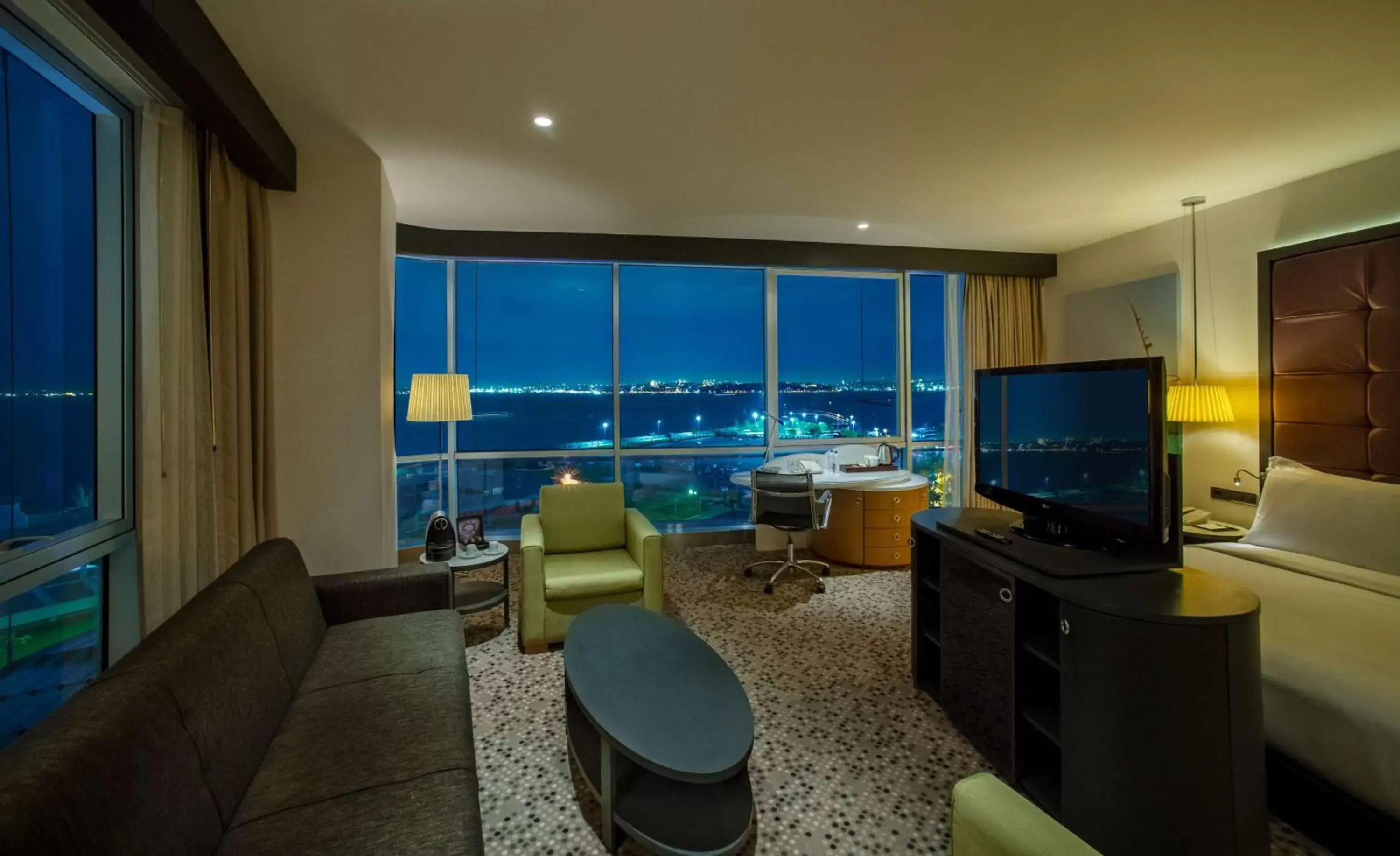 Living room in DoubleTree By Hilton Istanbul - Moda