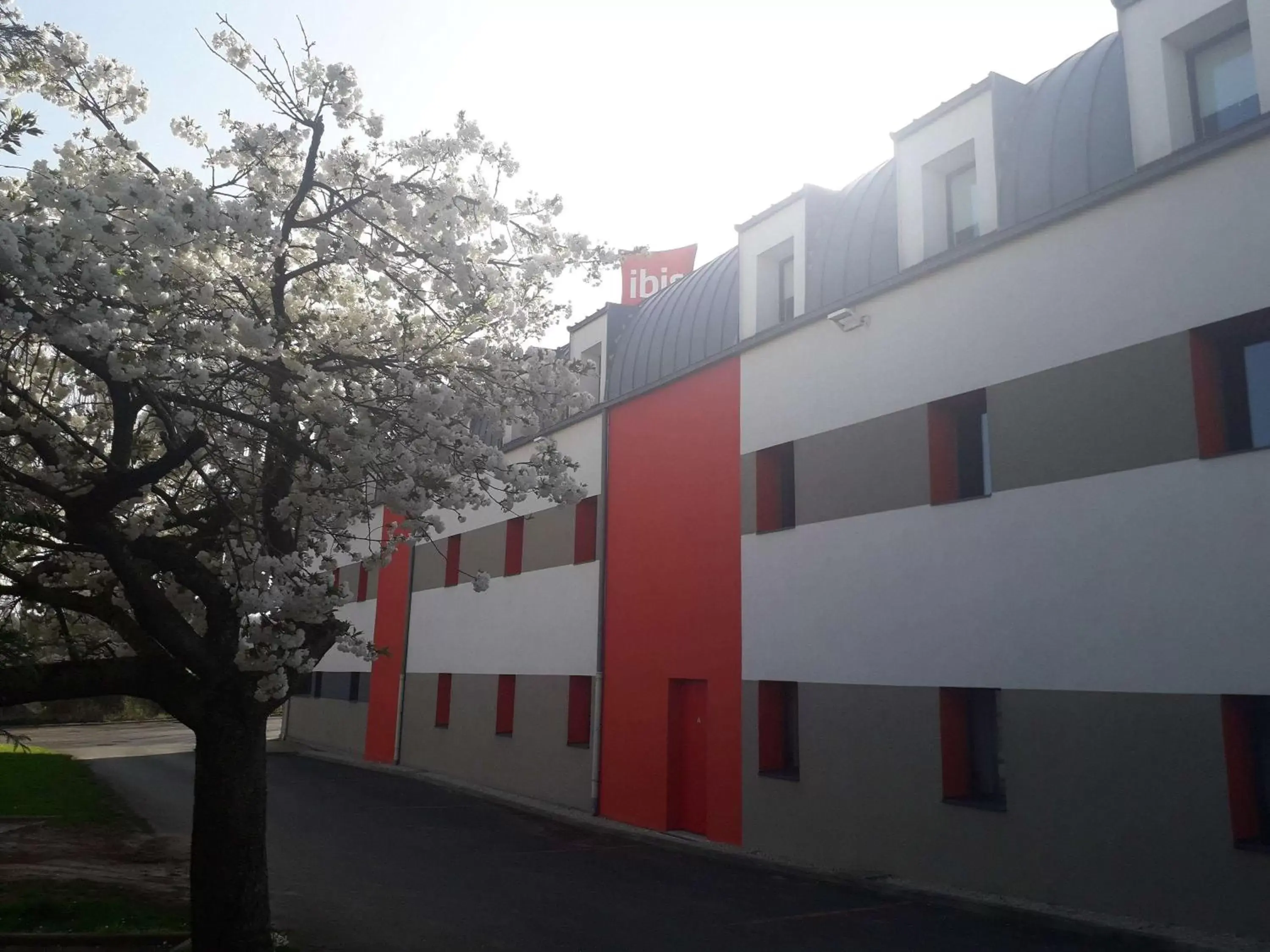 Property Building in ibis Soissons