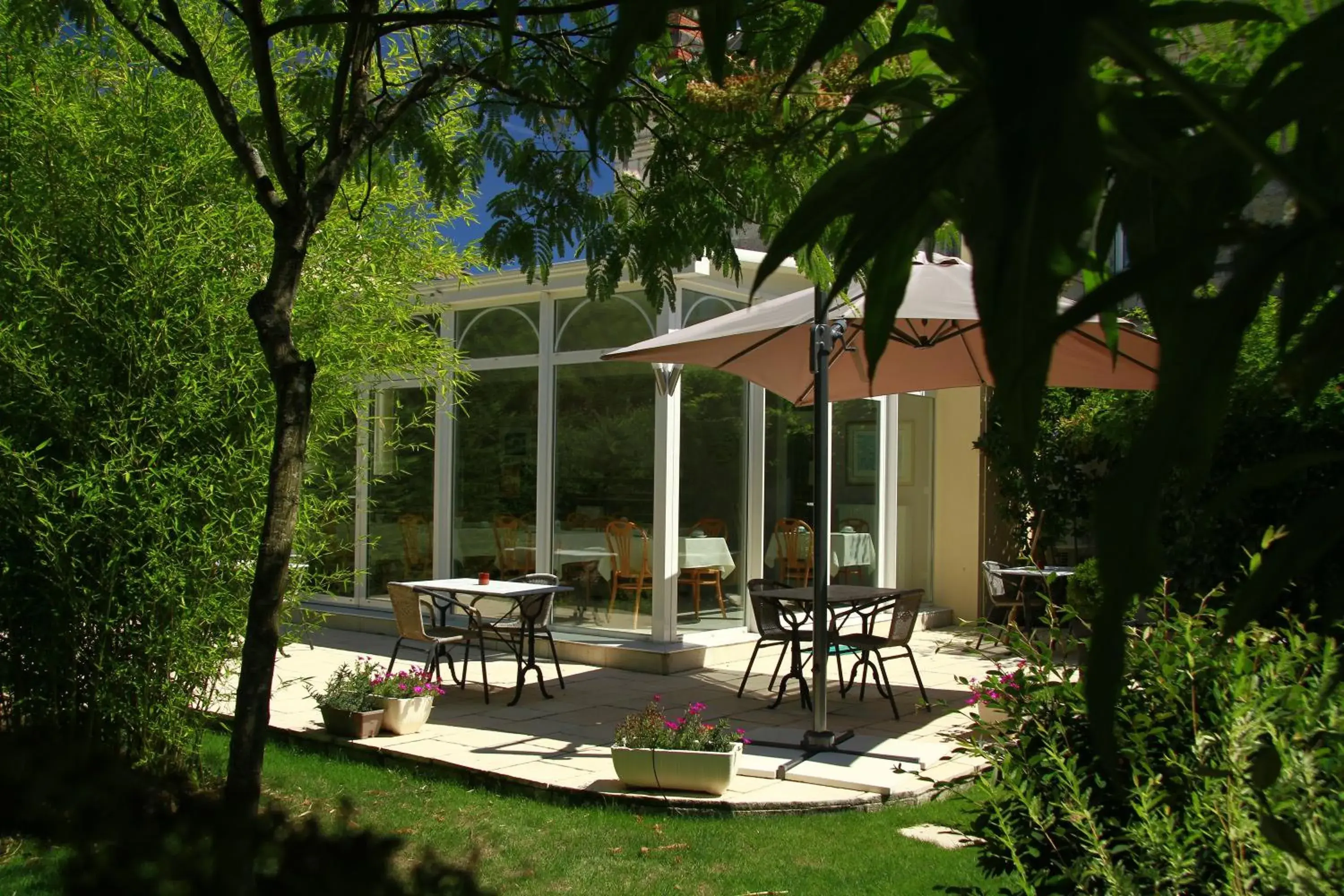 Patio in Hotel Henri IV