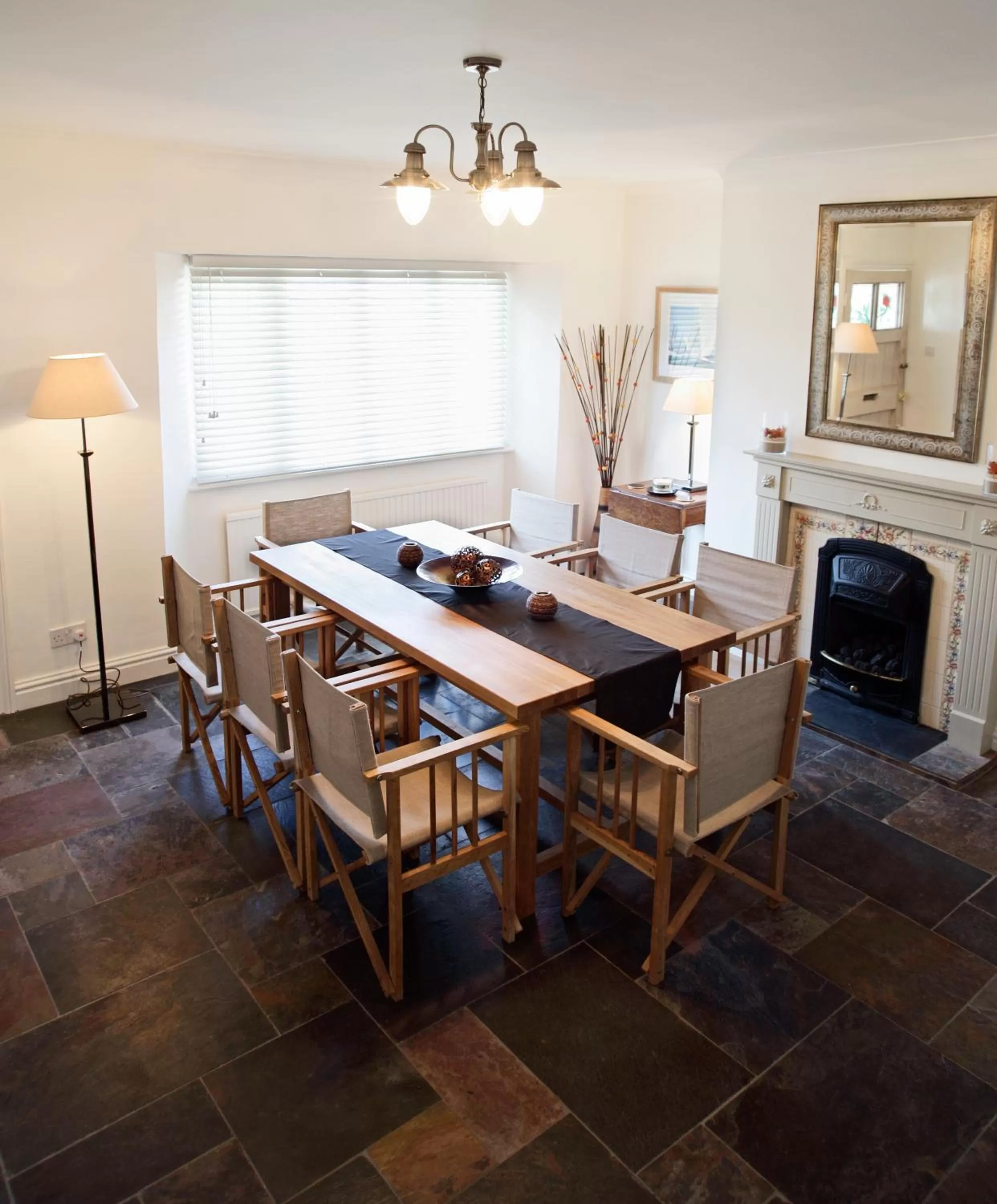 Day, Dining Area in Cary Arms & Spa