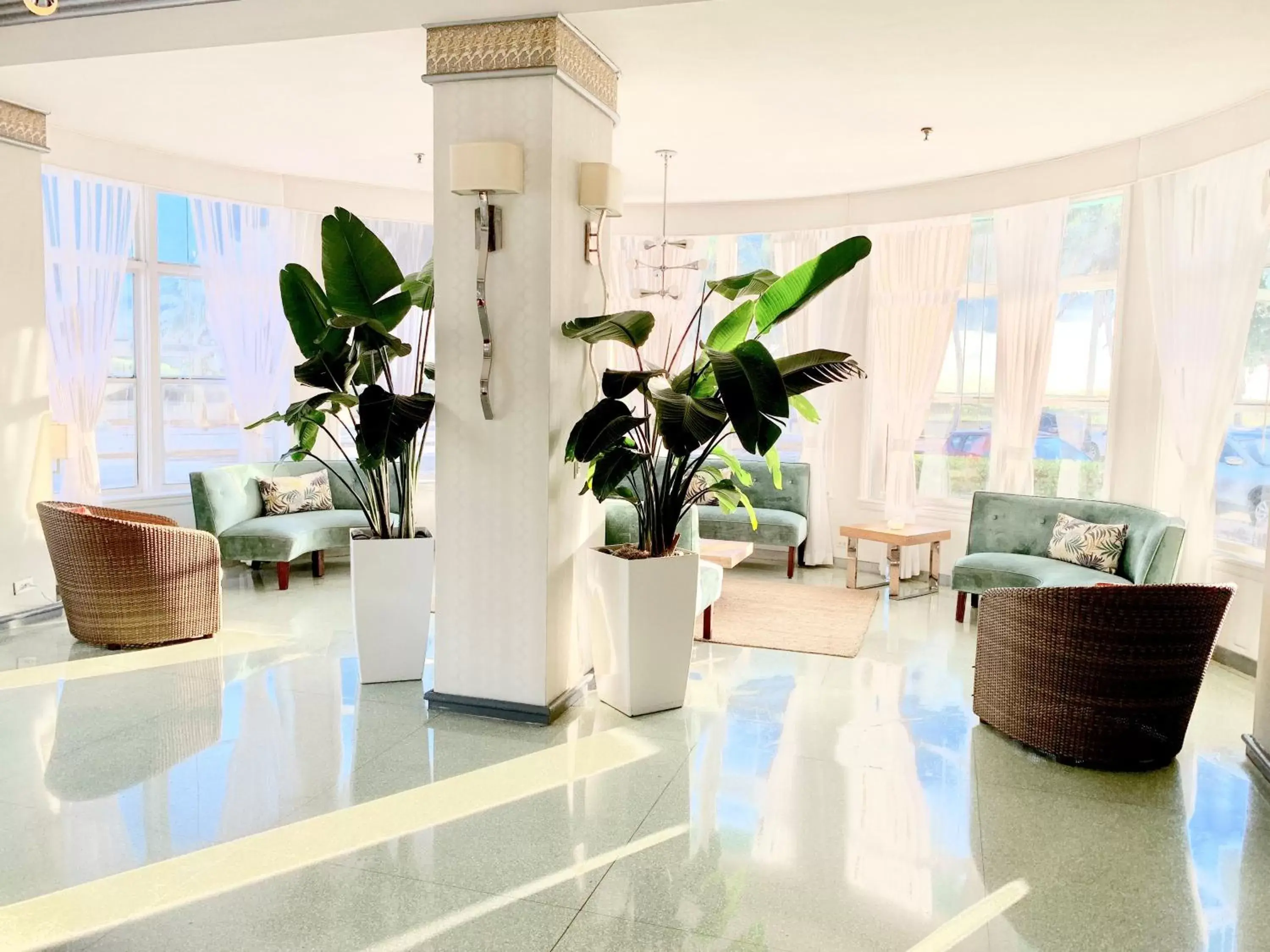 Lounge or bar, Lobby/Reception in Broadmore Miami Beach