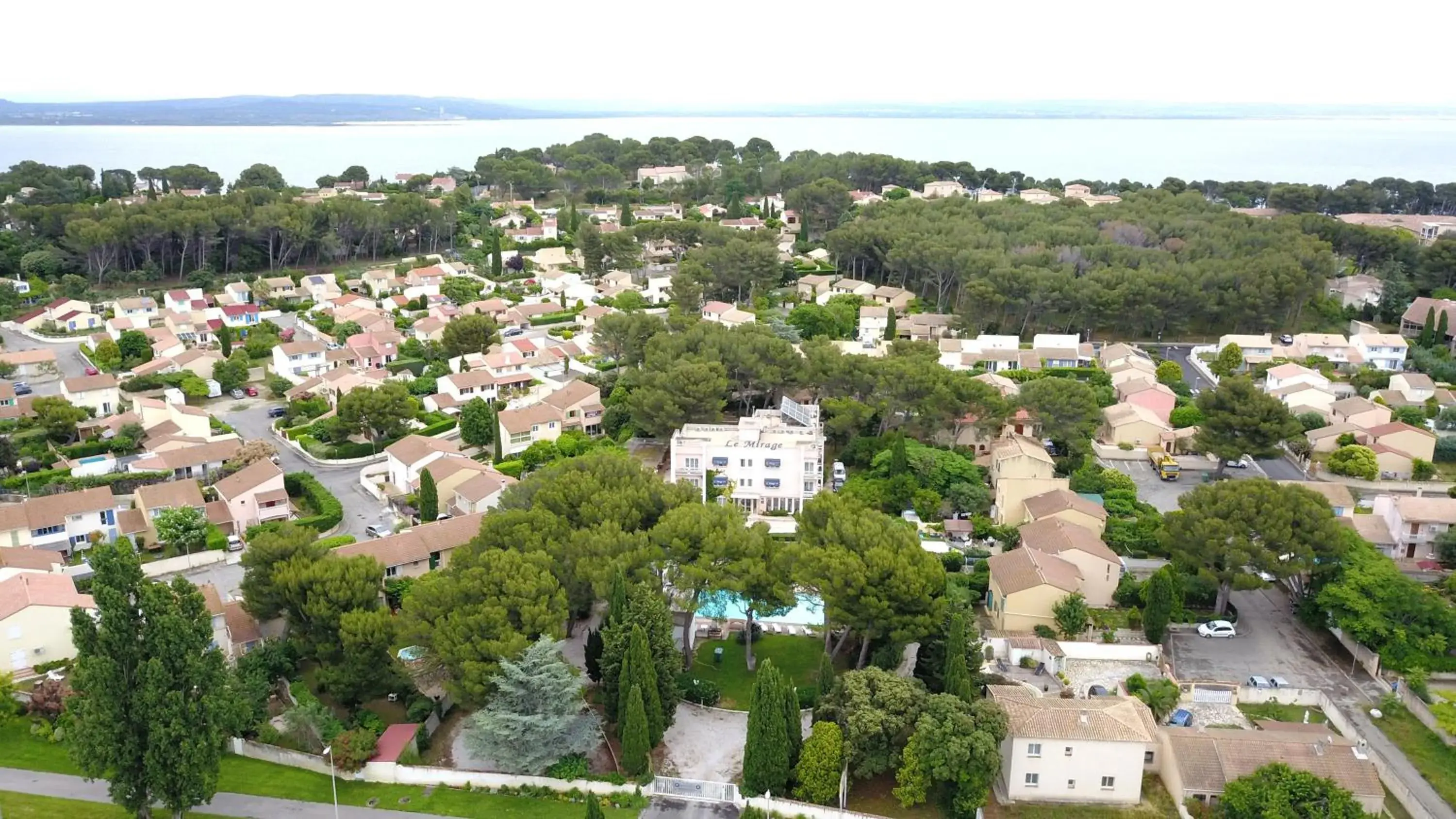 Bird's-eye View in Cit'Hotel Le Mirage