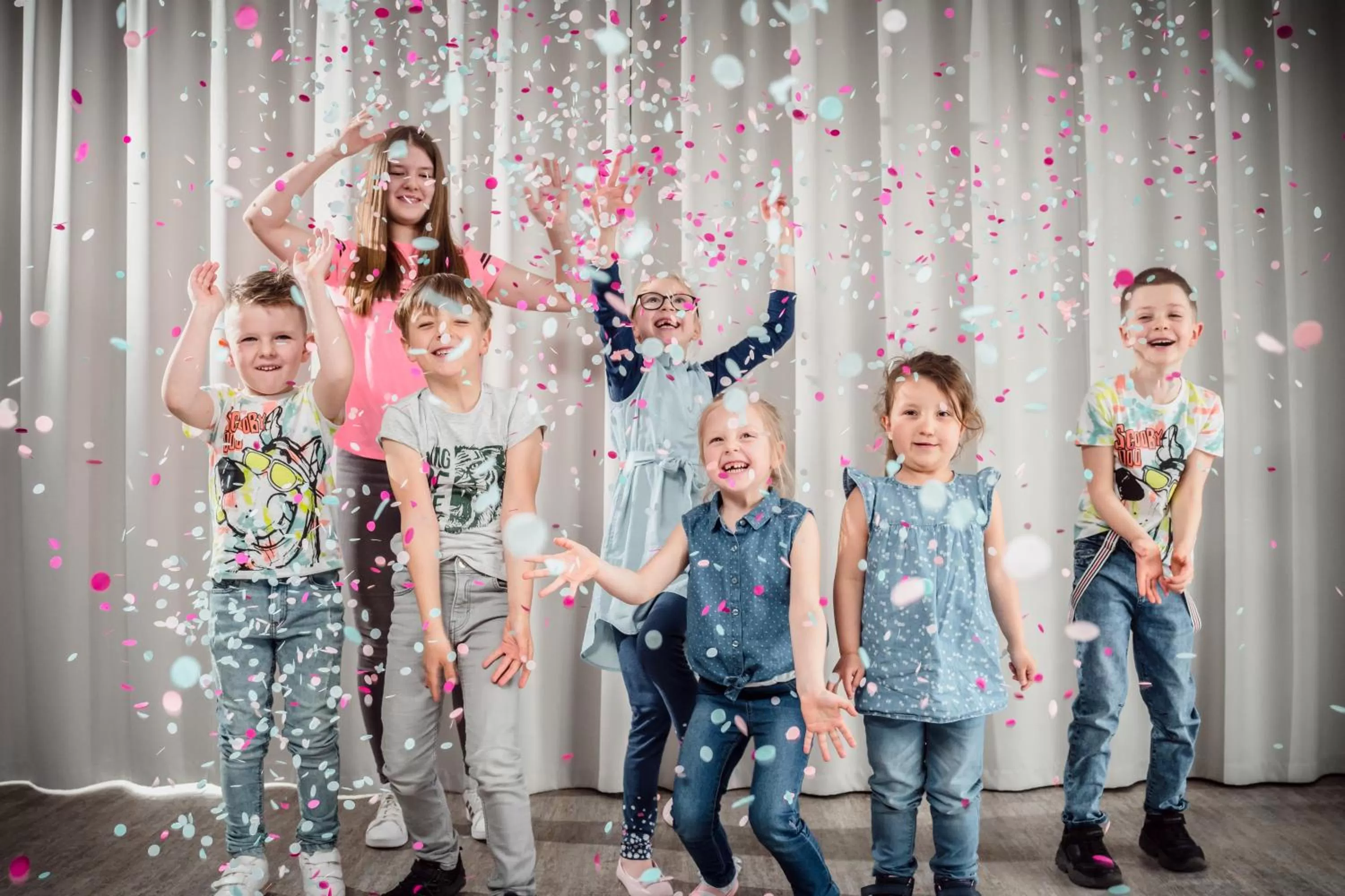 People in Molo Park Aparthotel