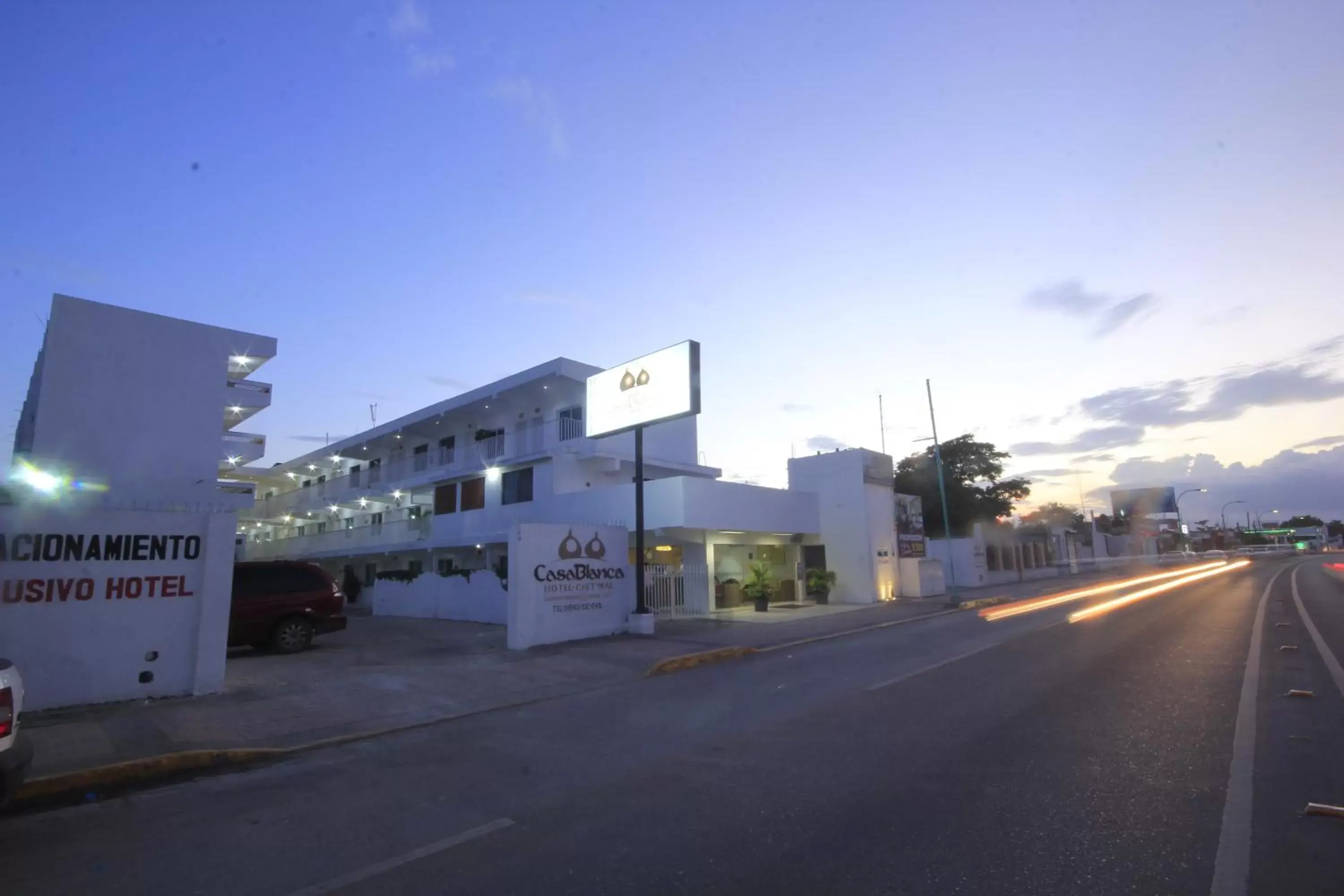 Facade/entrance, Property Building in Hotel Casa Blanca