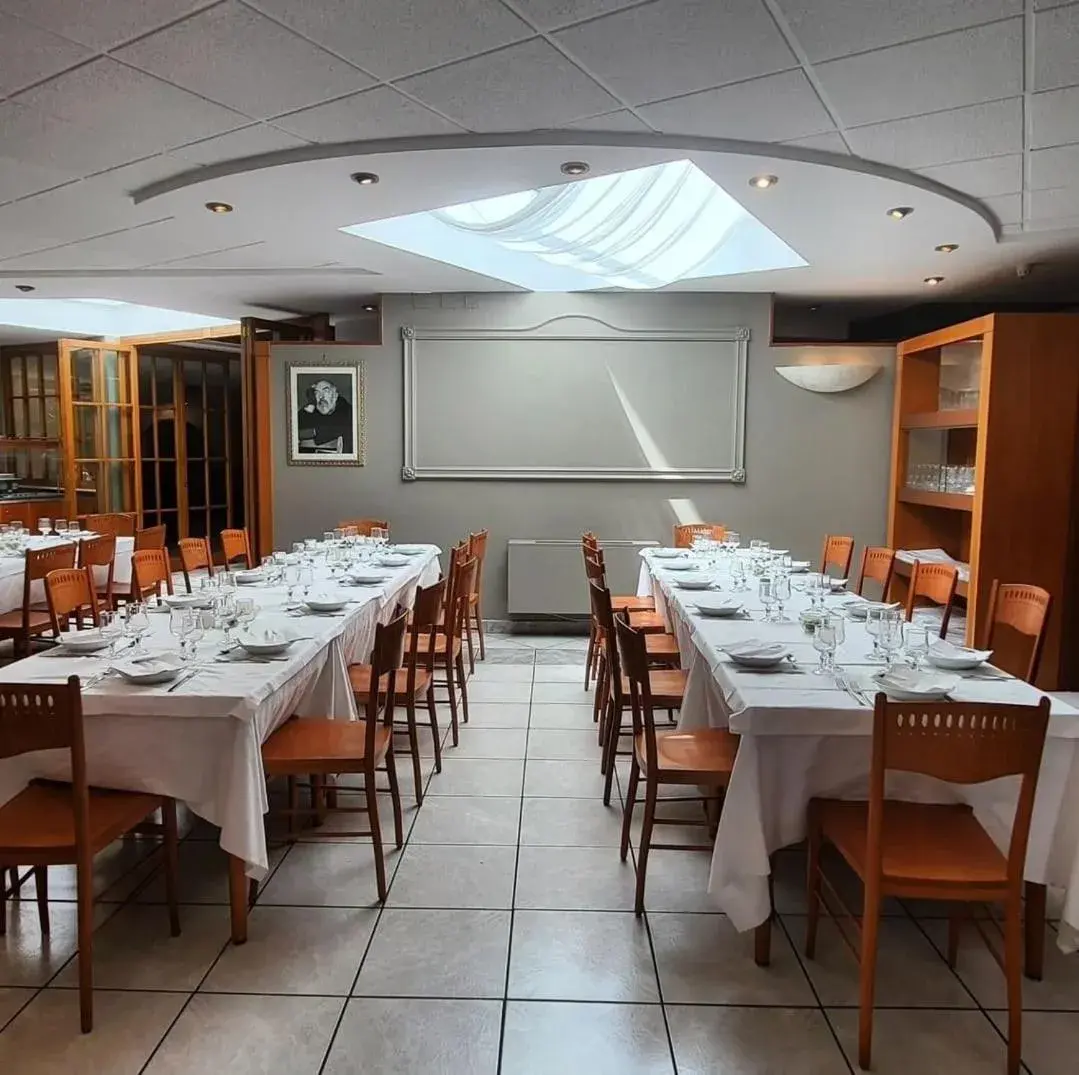 Restaurant/places to eat in Hotel Colonne Restaurant/places to eat in Hotel Colonne