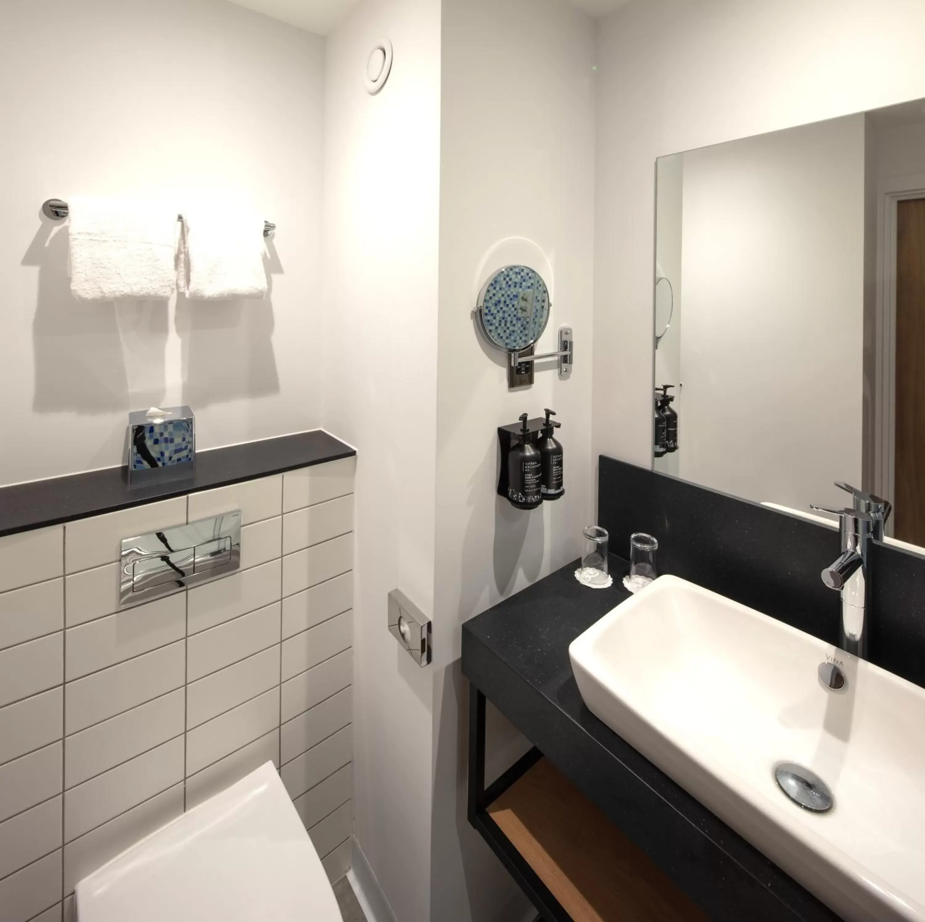 Toilet, Bathroom in Holiday Inn - Sunderland, an IHG Hotel