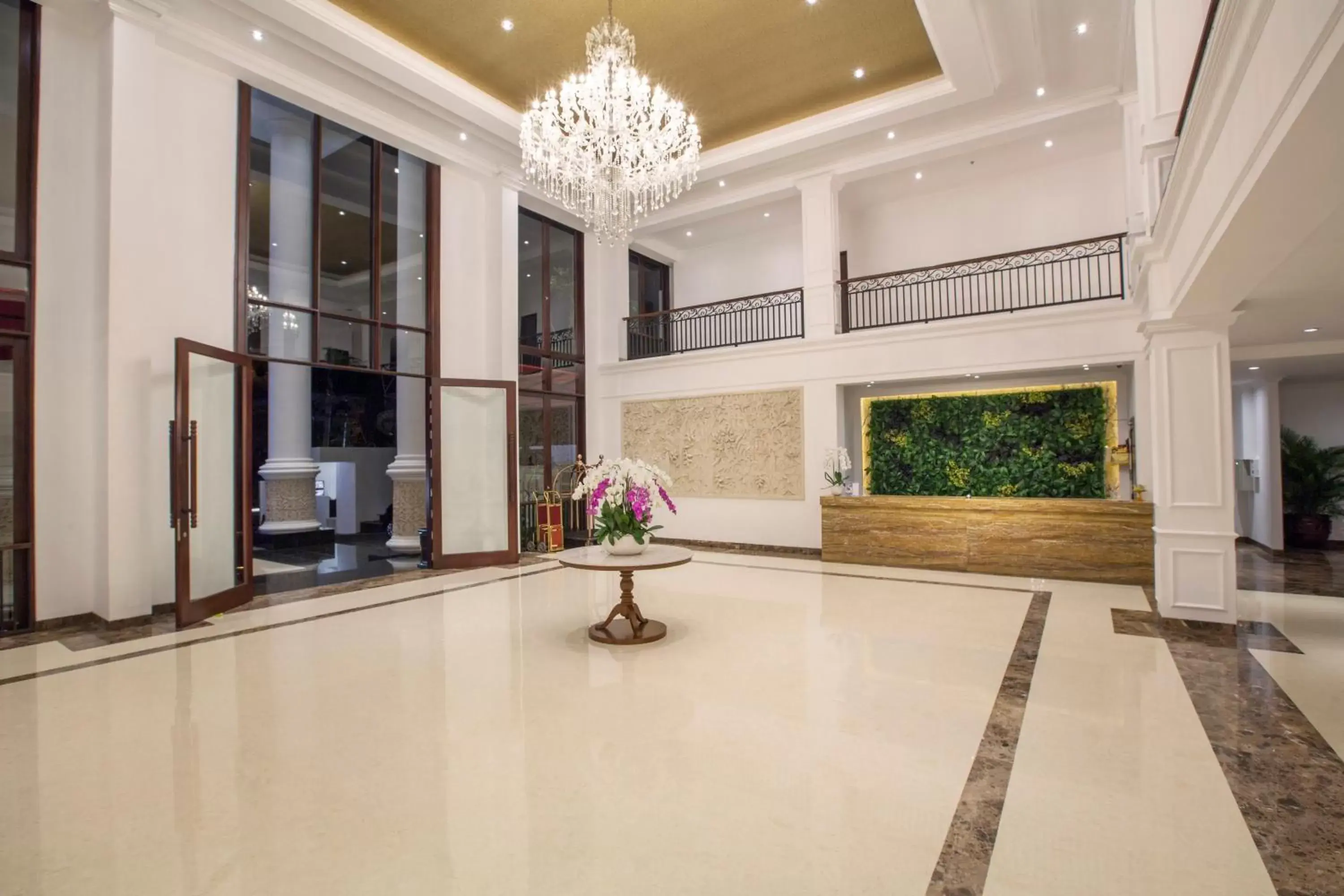 Lobby or reception in Grand Palace Hotel Sanur - Bali