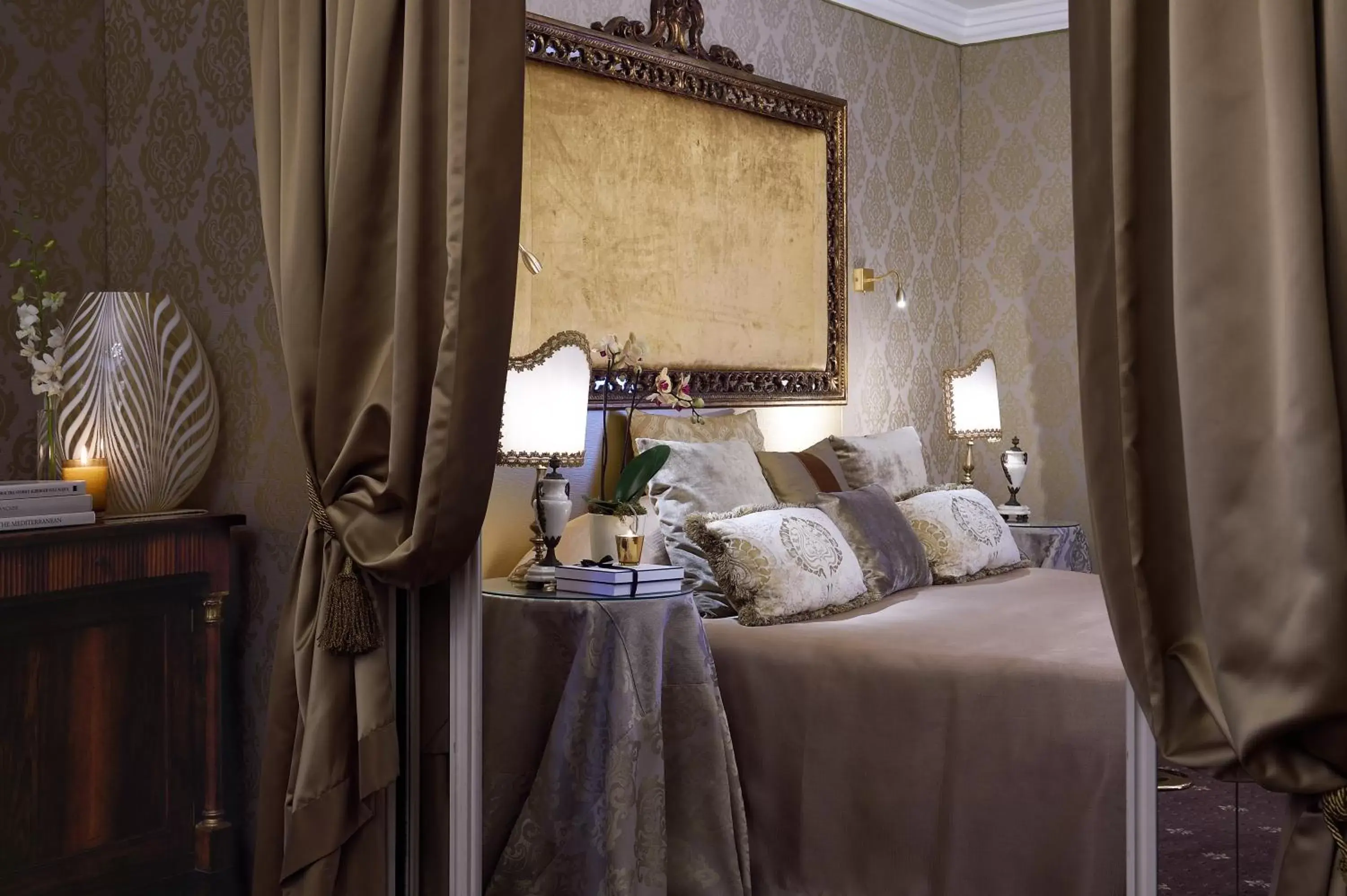 Bedroom, Bed in Hotel Metropole Venezia