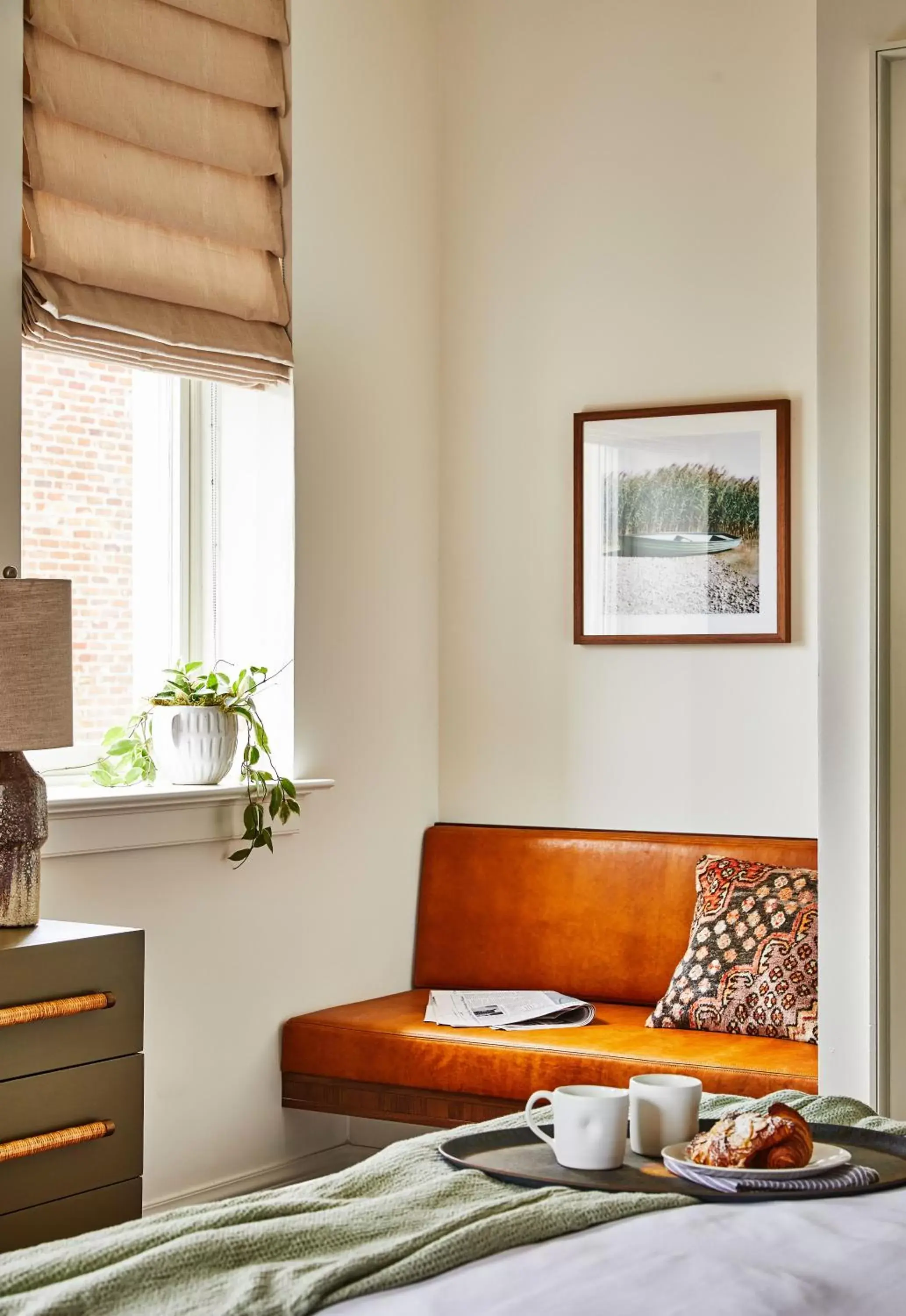 Bedroom, Seating Area in The Pinch Charleston