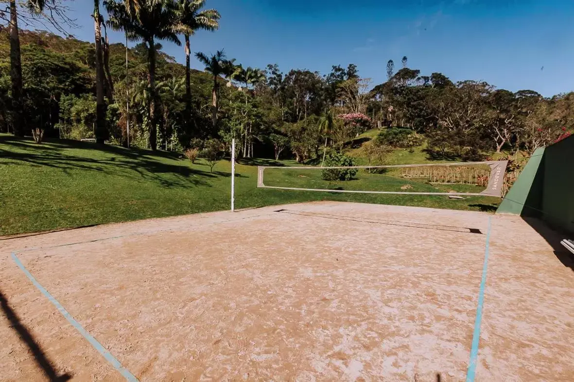 Tennis court in Plaza Caldas da Imperatriz Resort & Spa