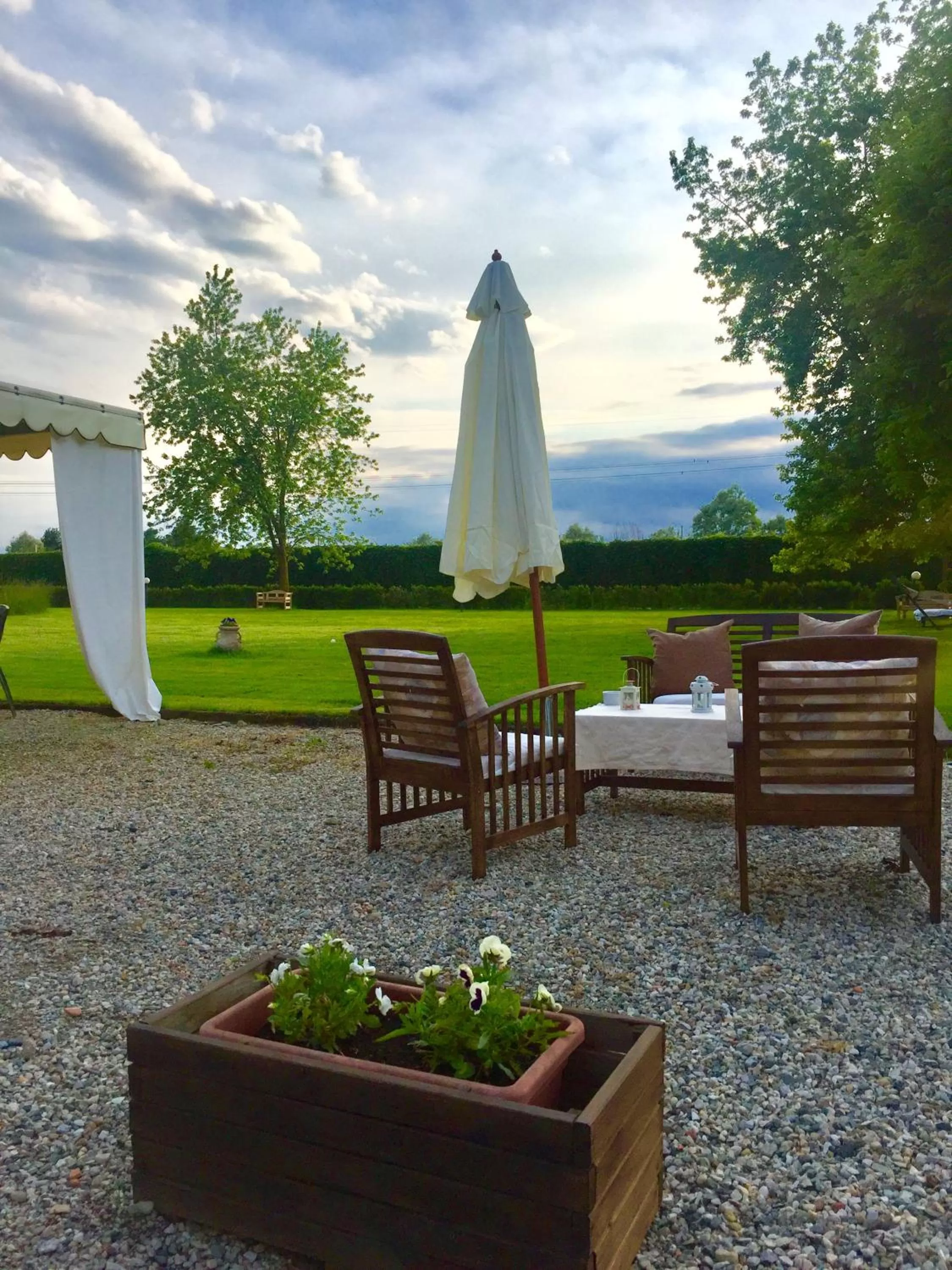 Patio in Albergo Cosmera
