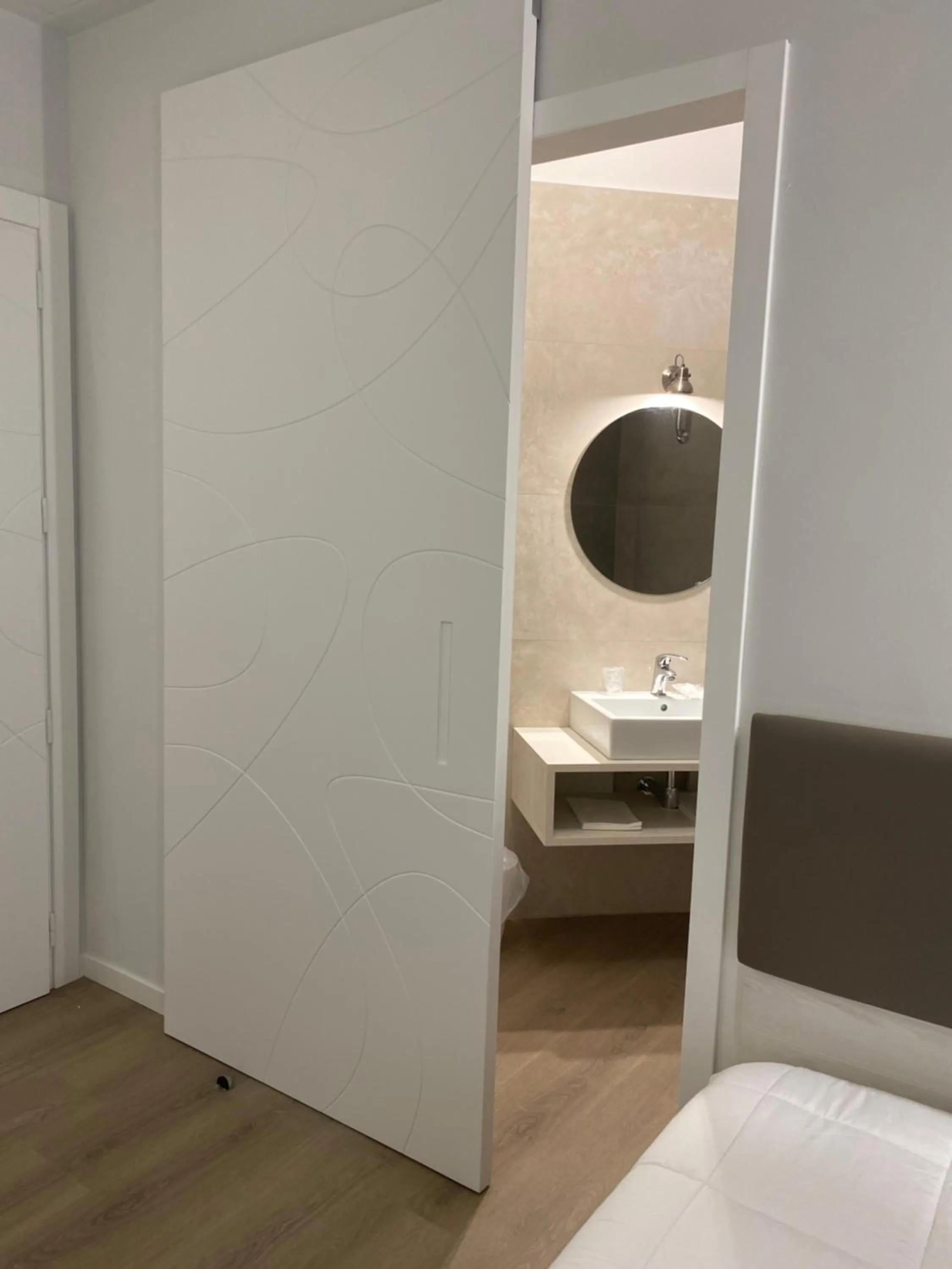 Bathroom, Bed in Hotel Parco Delle Rose