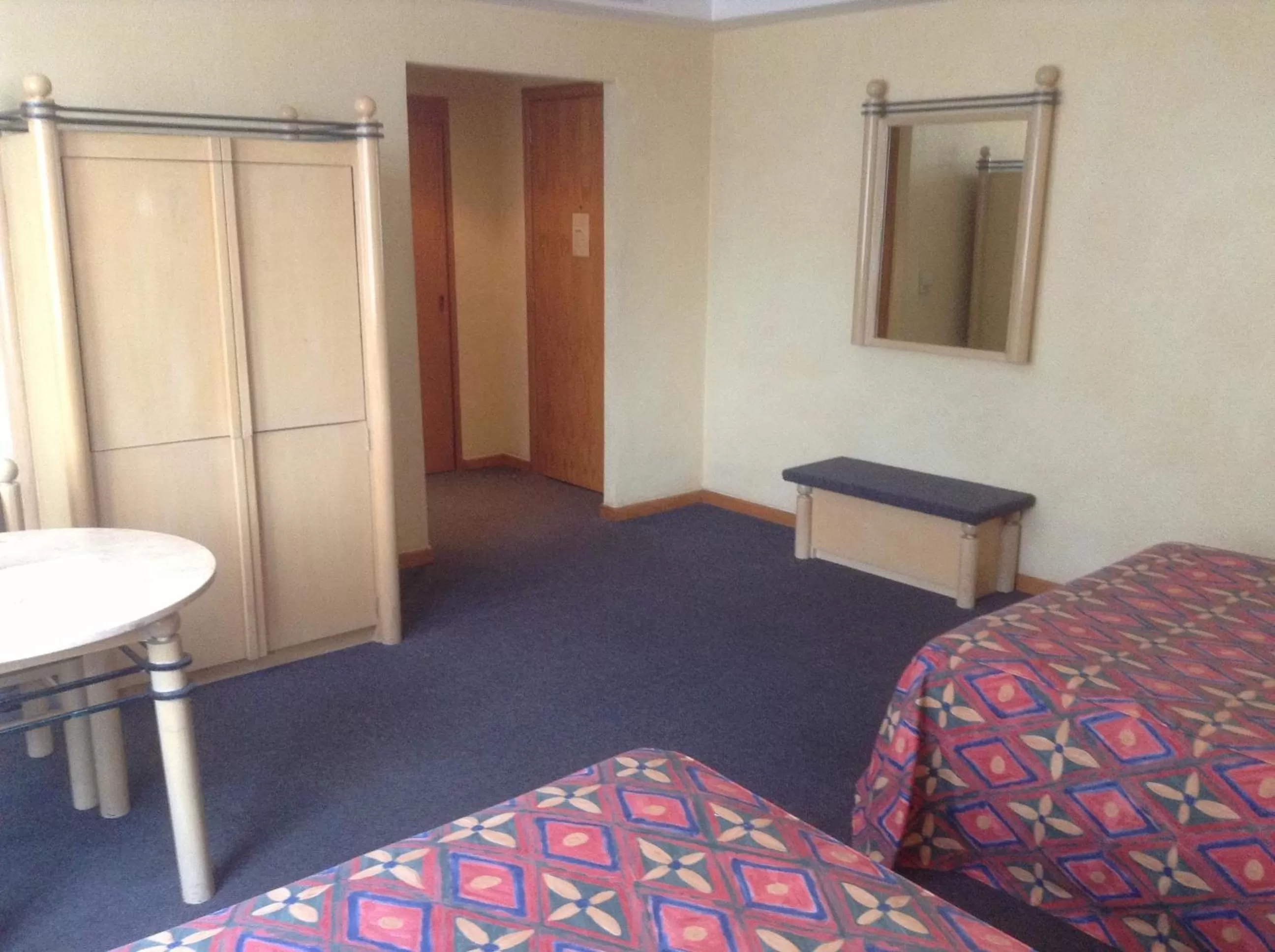 Photo of the whole room in Hotel Sevilla