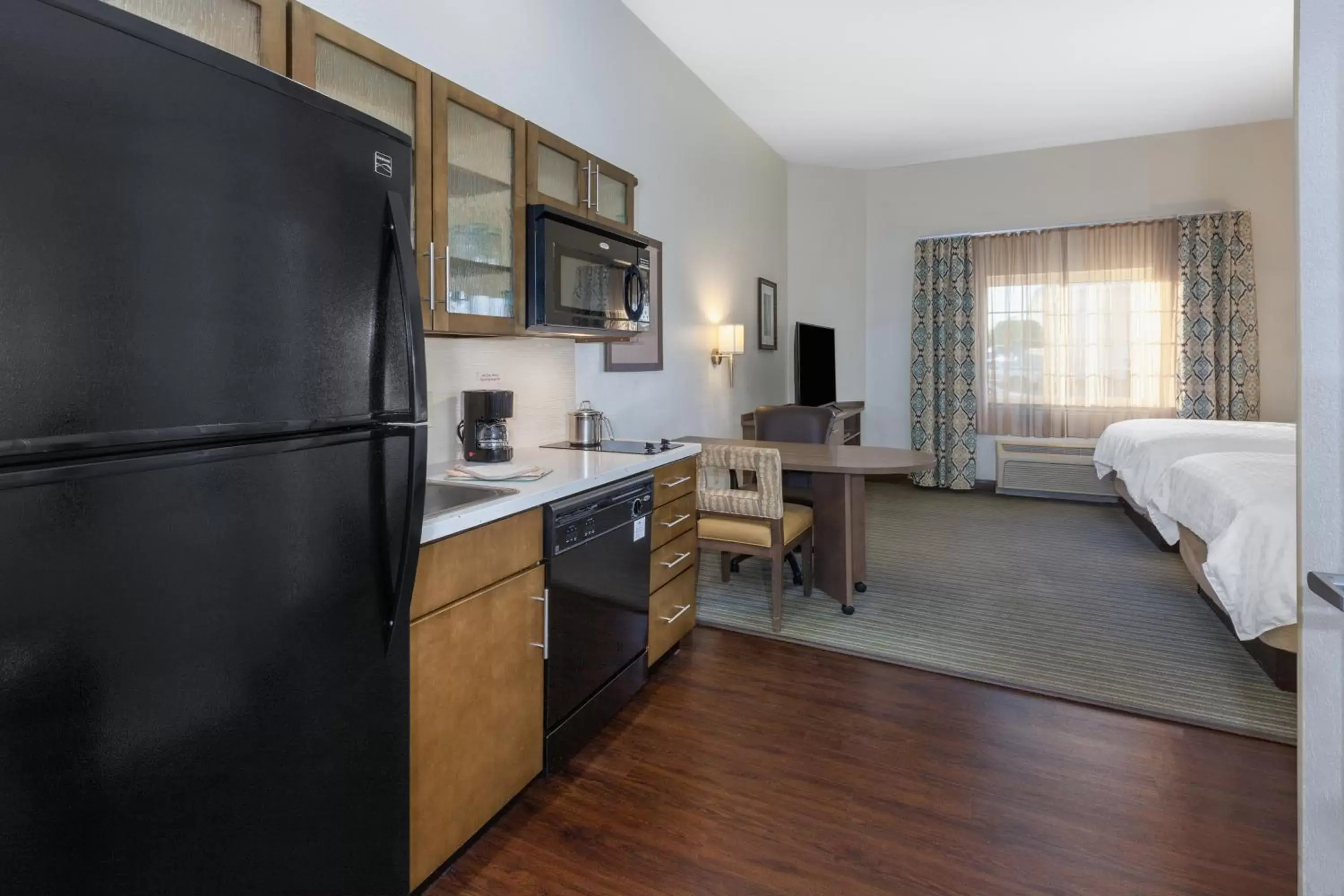 Kitchen/Kitchenette in Candlewood Suites-West Springfield, an IHG Hotel