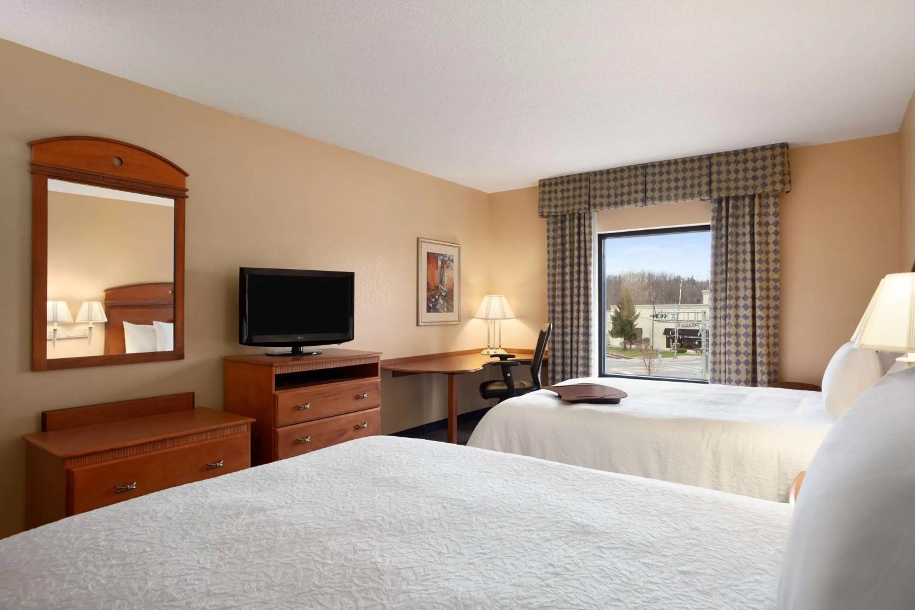 Bed in Hampton Inn Geneva