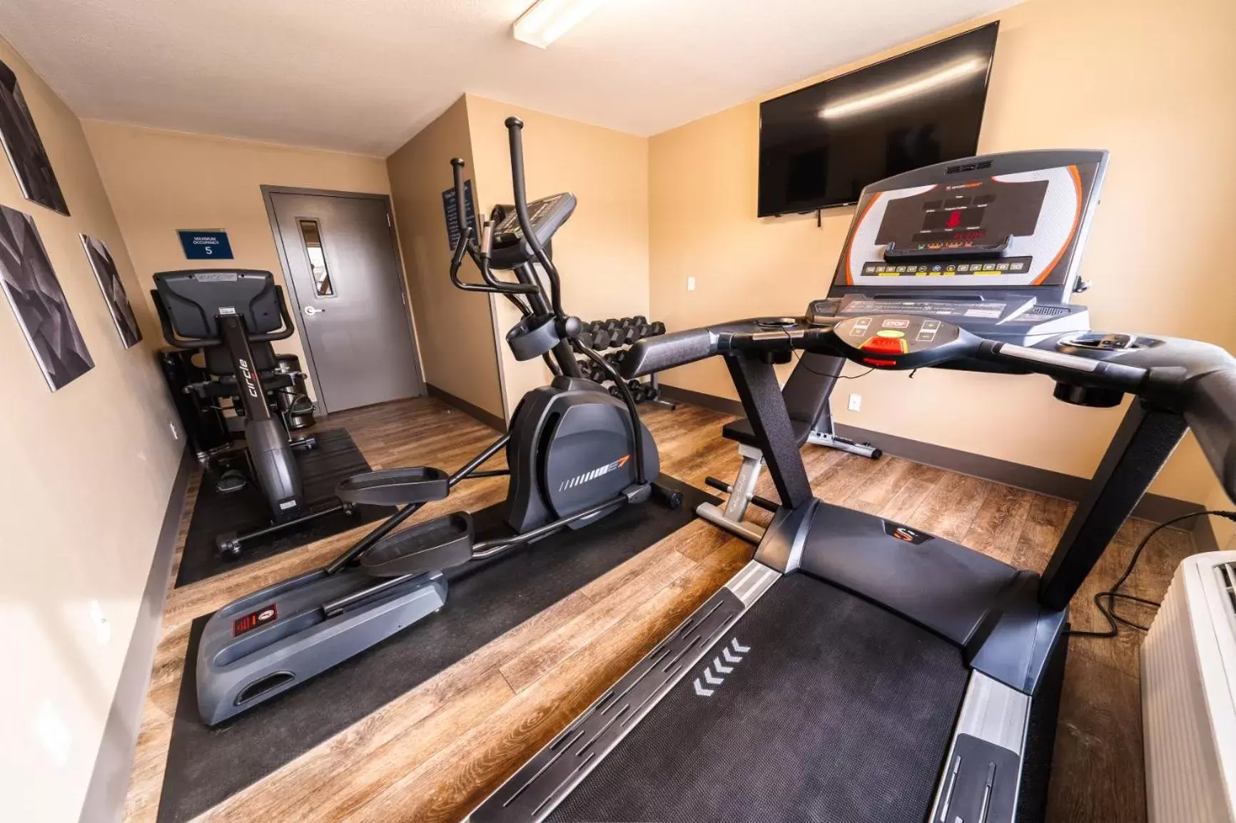 Fitness centre/facilities in Cobblestone Inn & Suites - Trenton