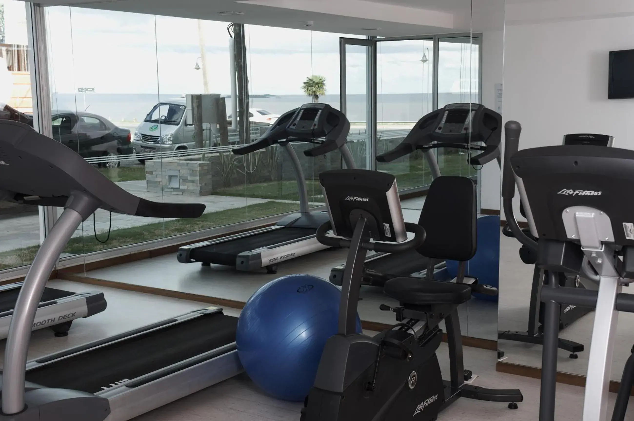 Fitness centre/facilities in Real Colonia Hotel & Suites Fitness centre/facilities in Real Colonia Hotel & Suites
