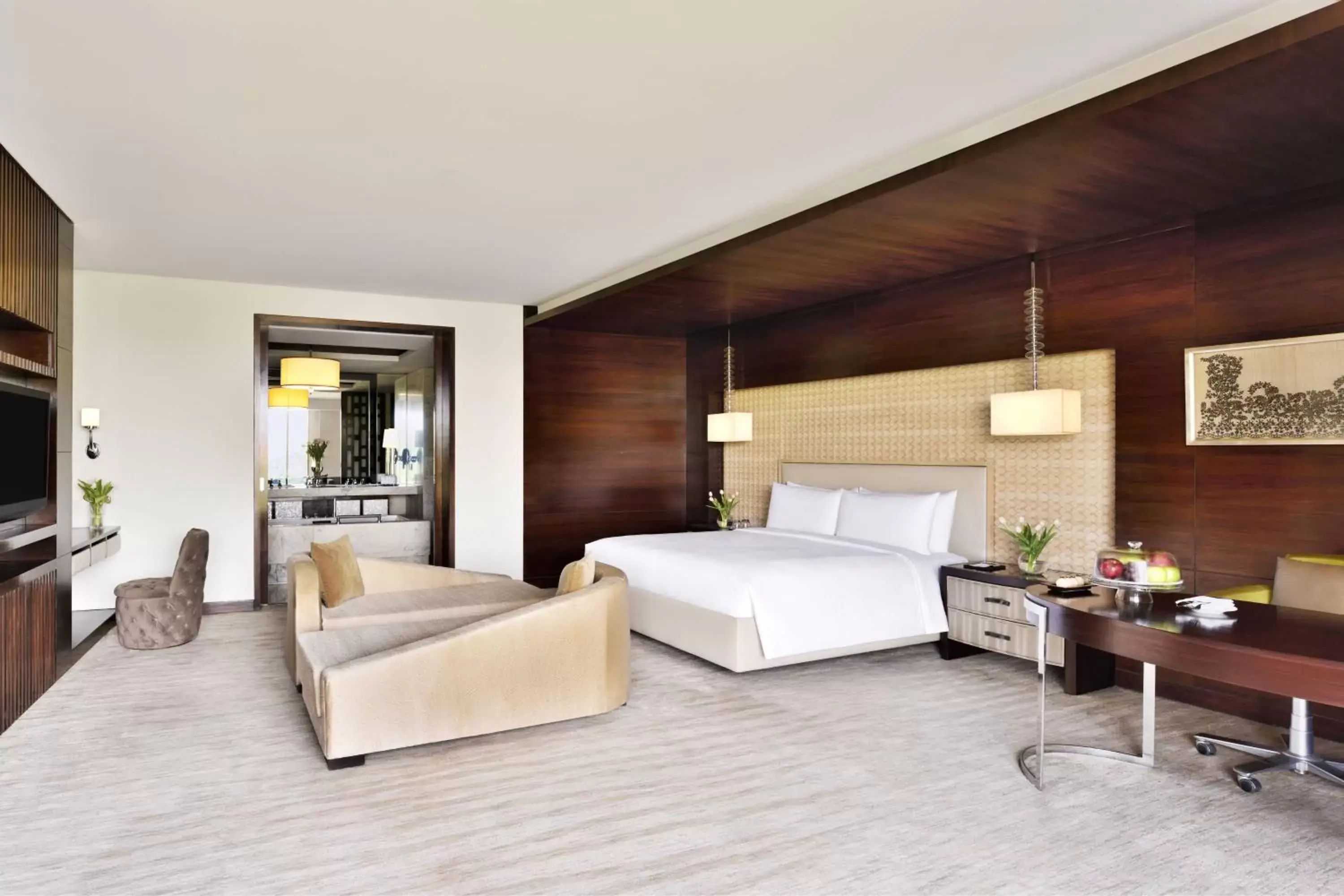 Bedroom, Seating Area in JW Marriott Hotel Chandigarh