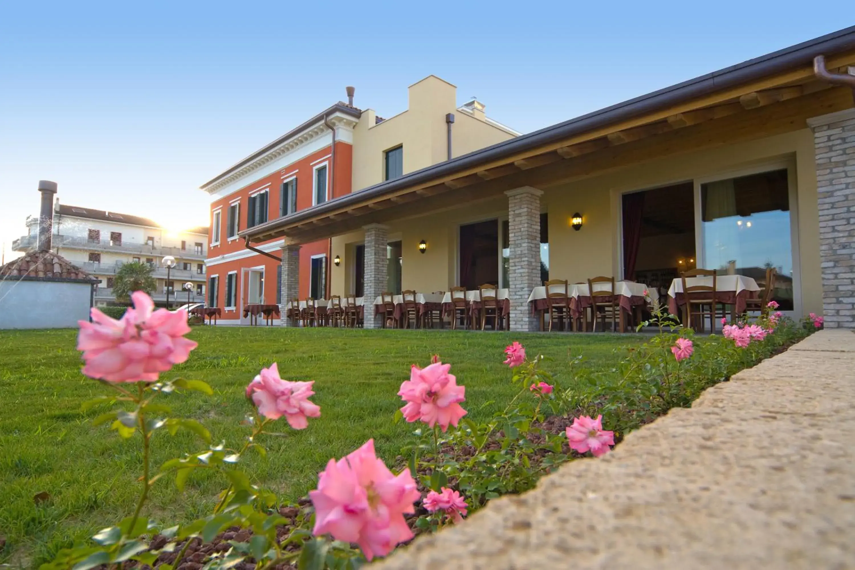 Restaurant/places to eat, Garden in Locanda Al Ponte de Fero