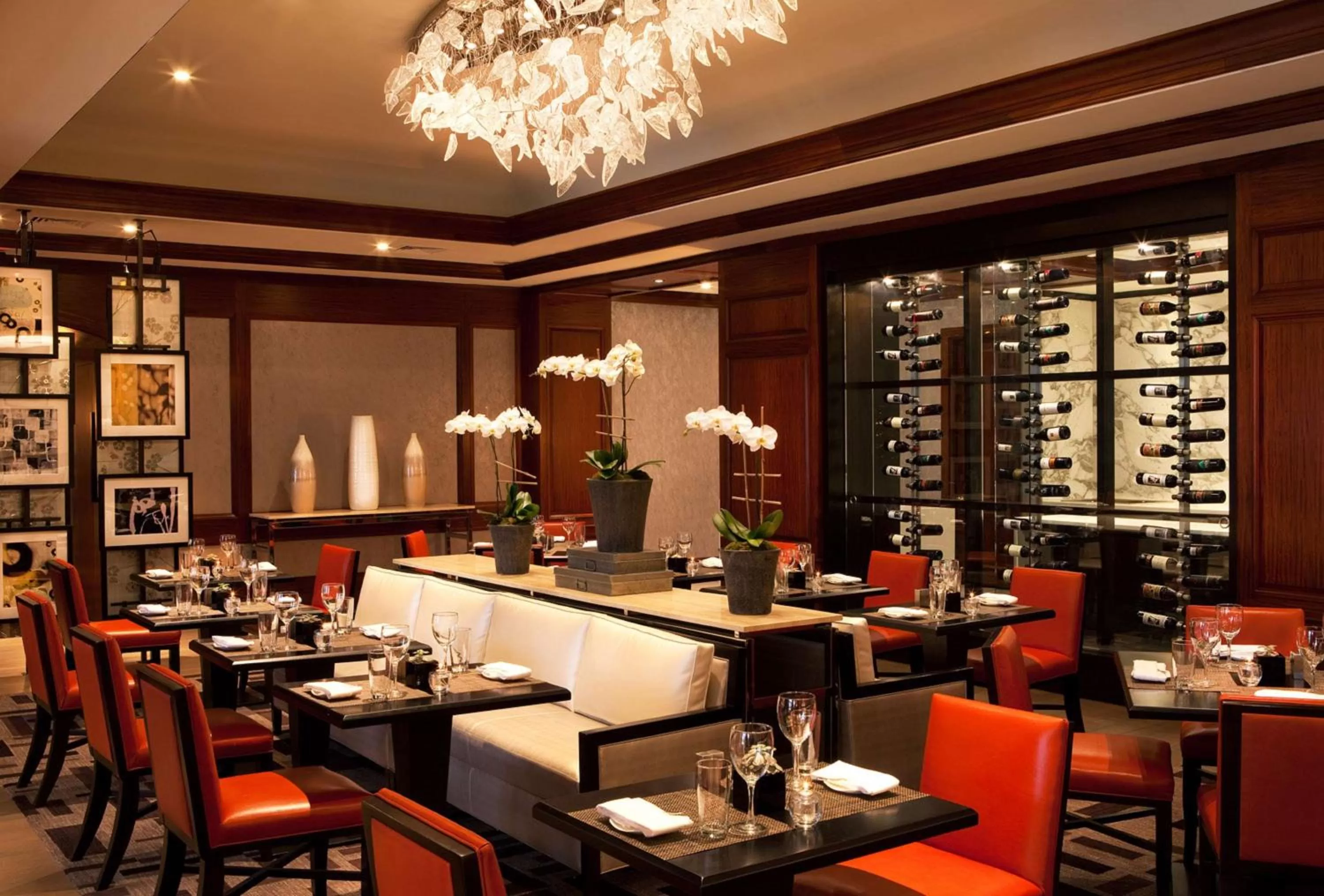 Restaurant/places to eat in Hilton Short Hills