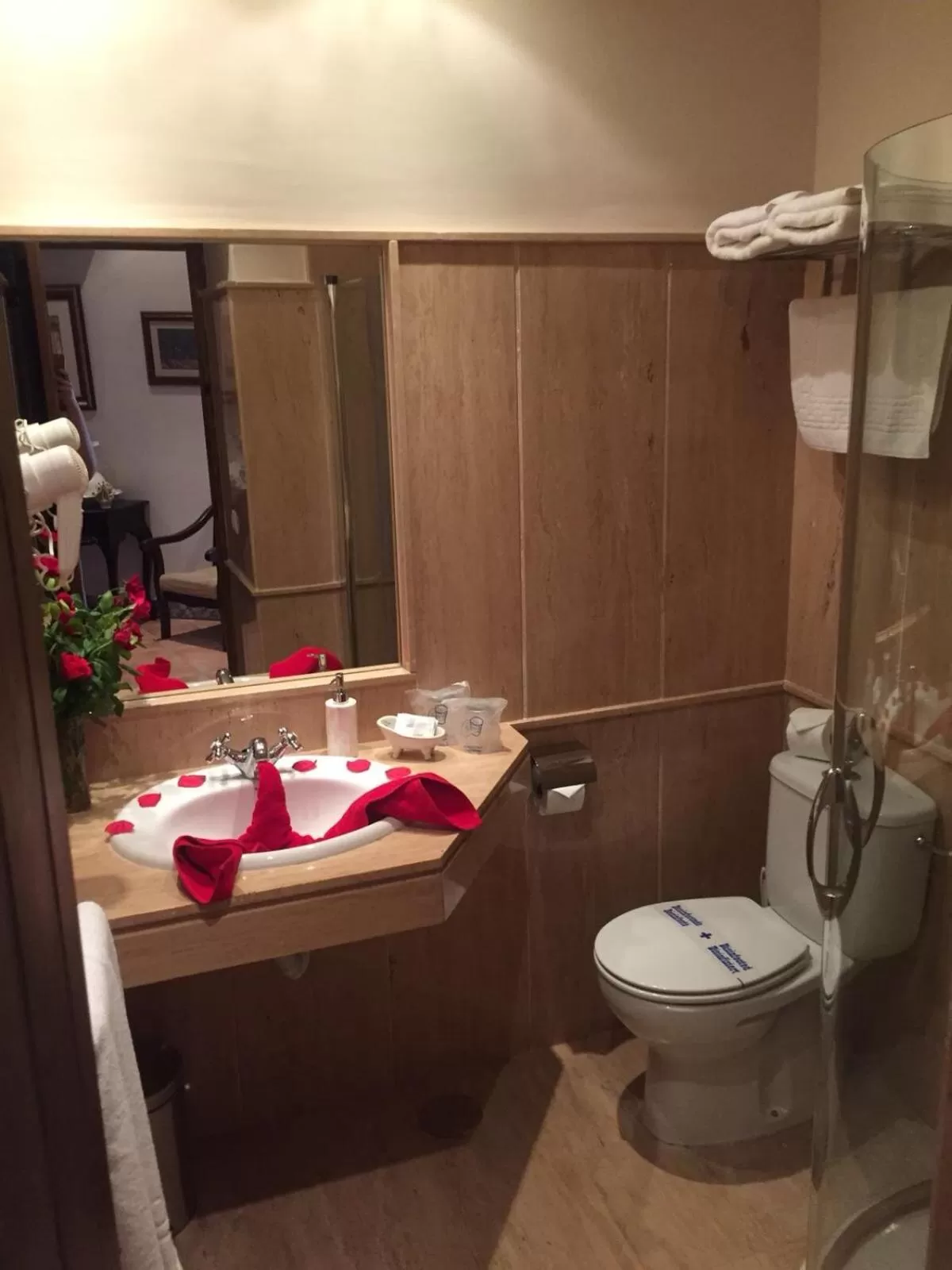 Bathroom in Hotel Rural Andalucia