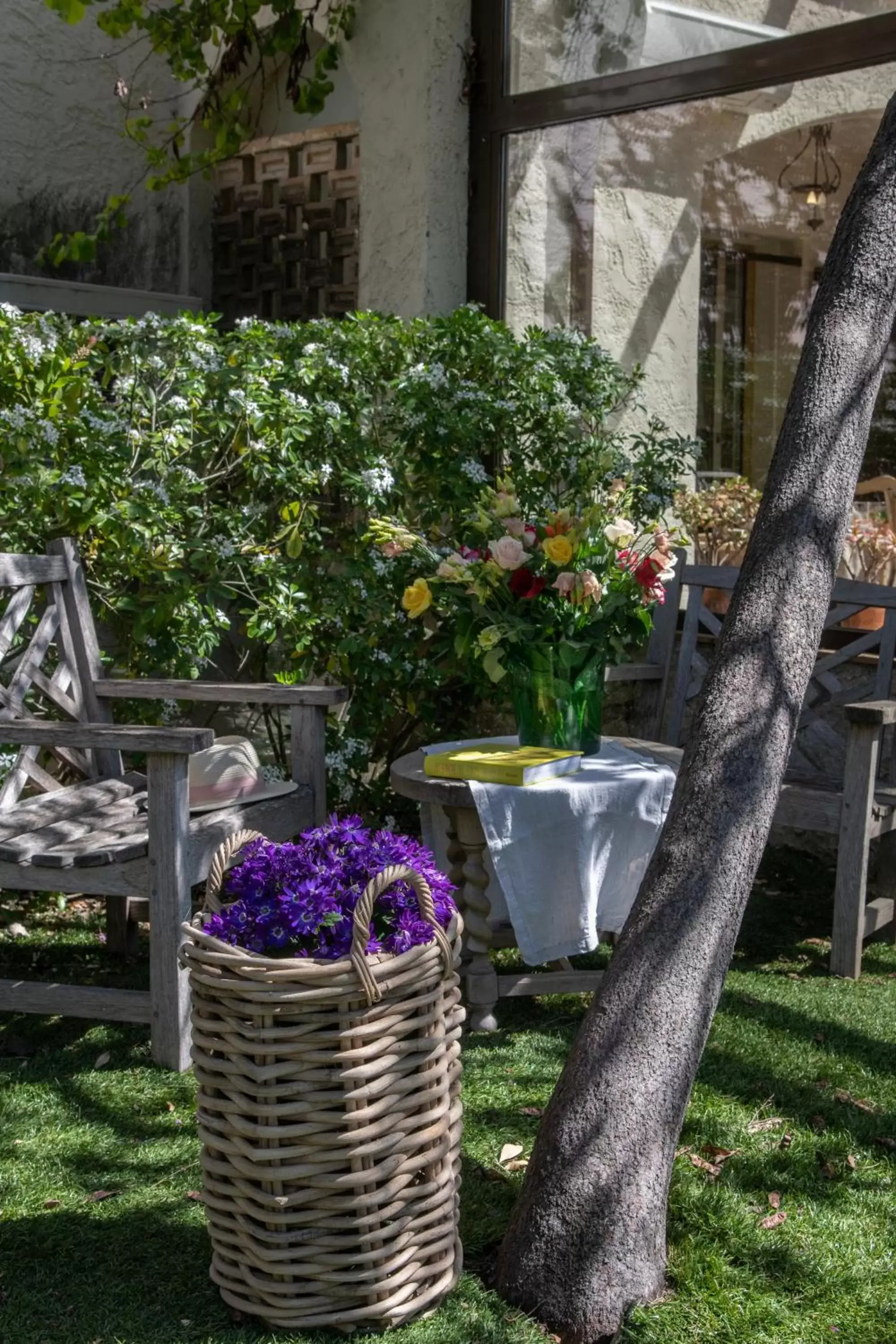 Garden in Hotel Les Messugues