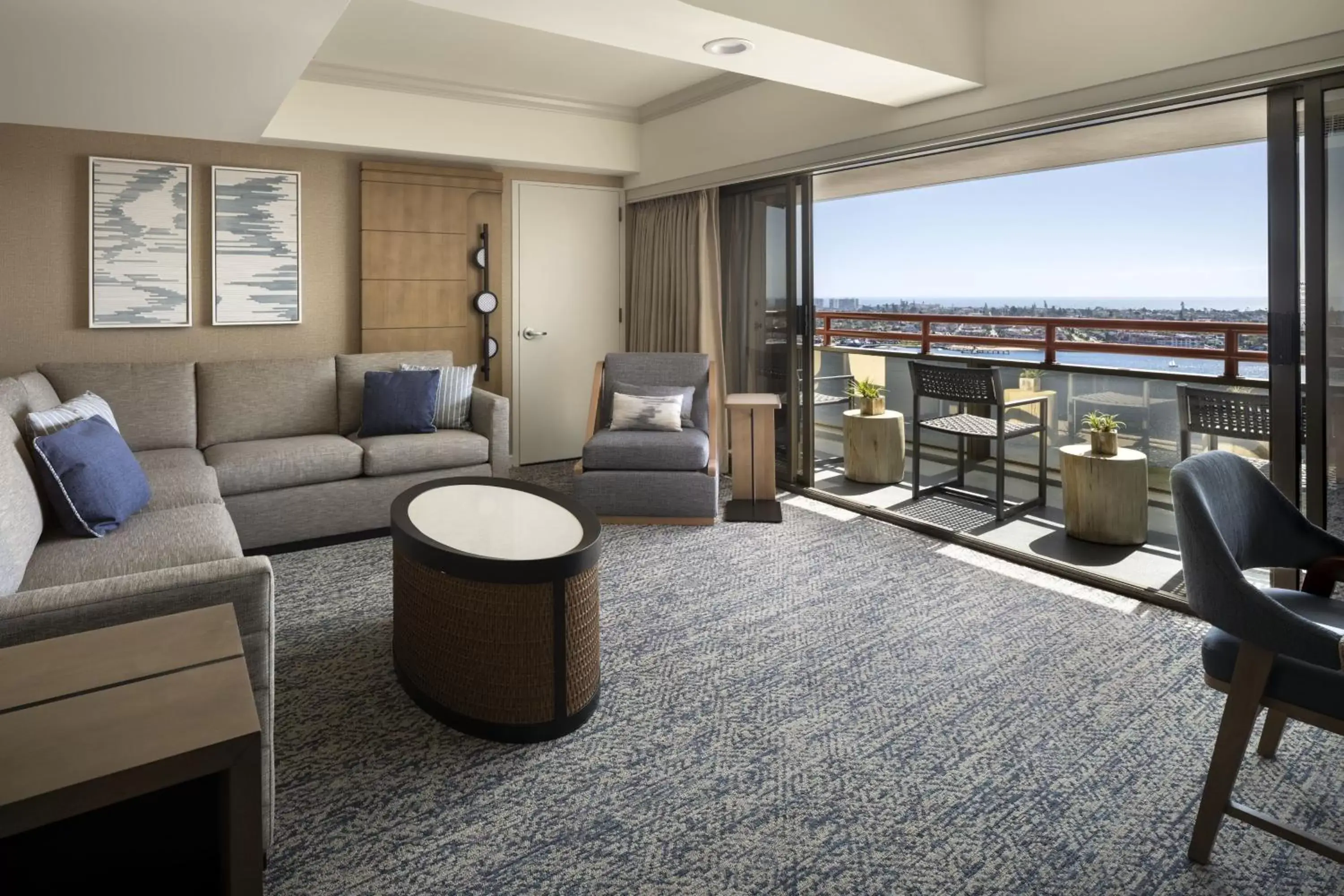 Living room in San Diego Marriott Marquis and Marina